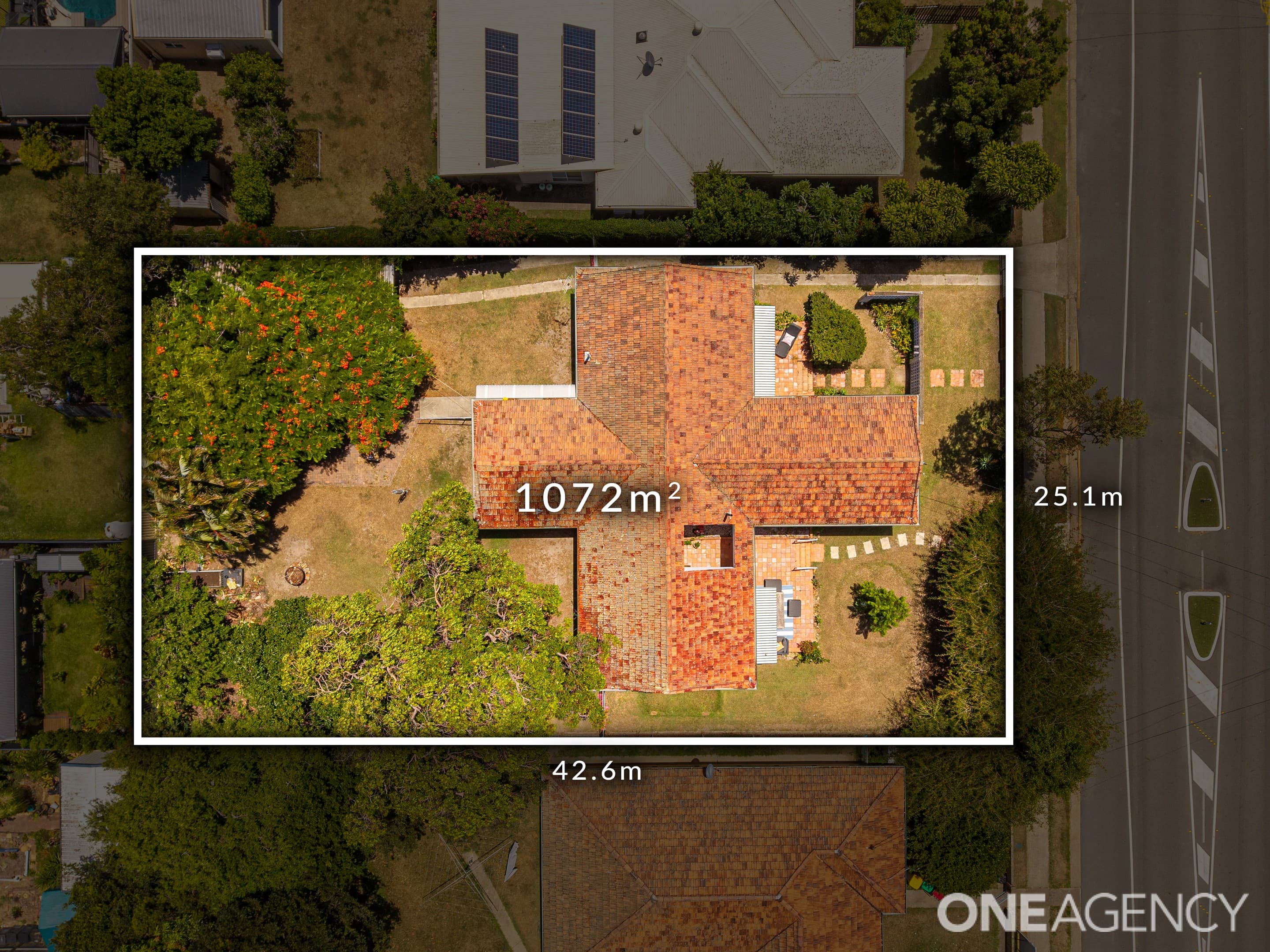 33 Sydney Street, Redcliffe, Redcliffe — photo 1 of 5