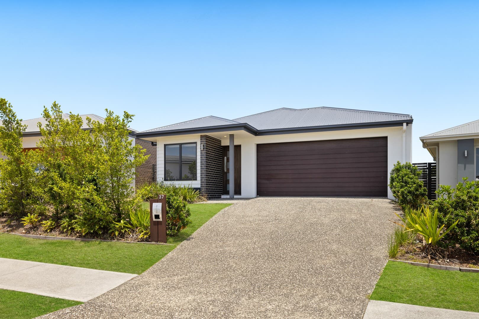 37 Belaroma Street, Ormeau — photo 1 of 5