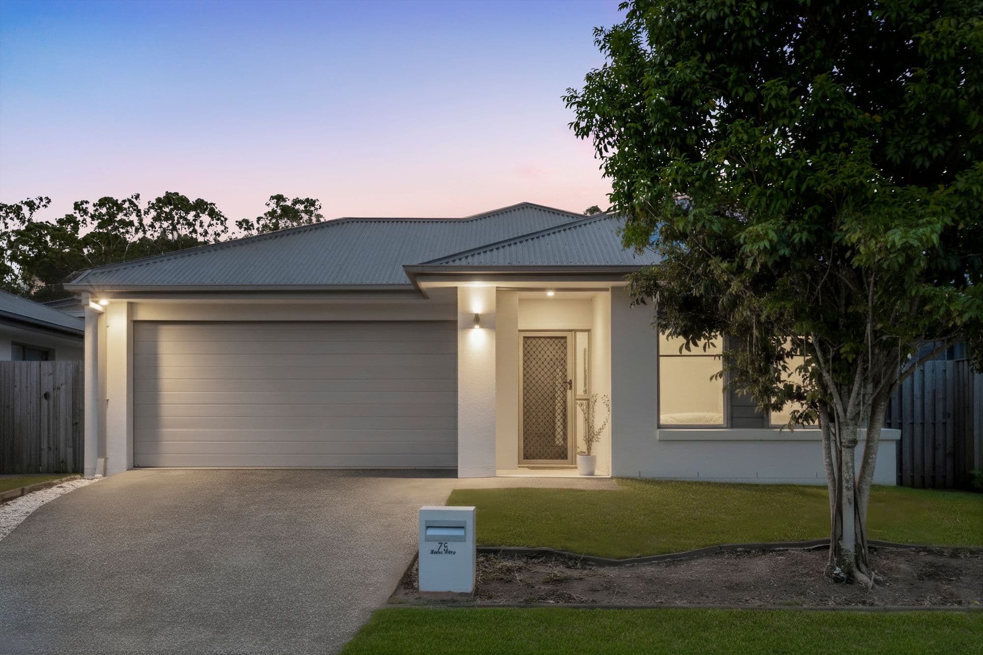 75 Dales Way, Coomera — photo 1 of 5