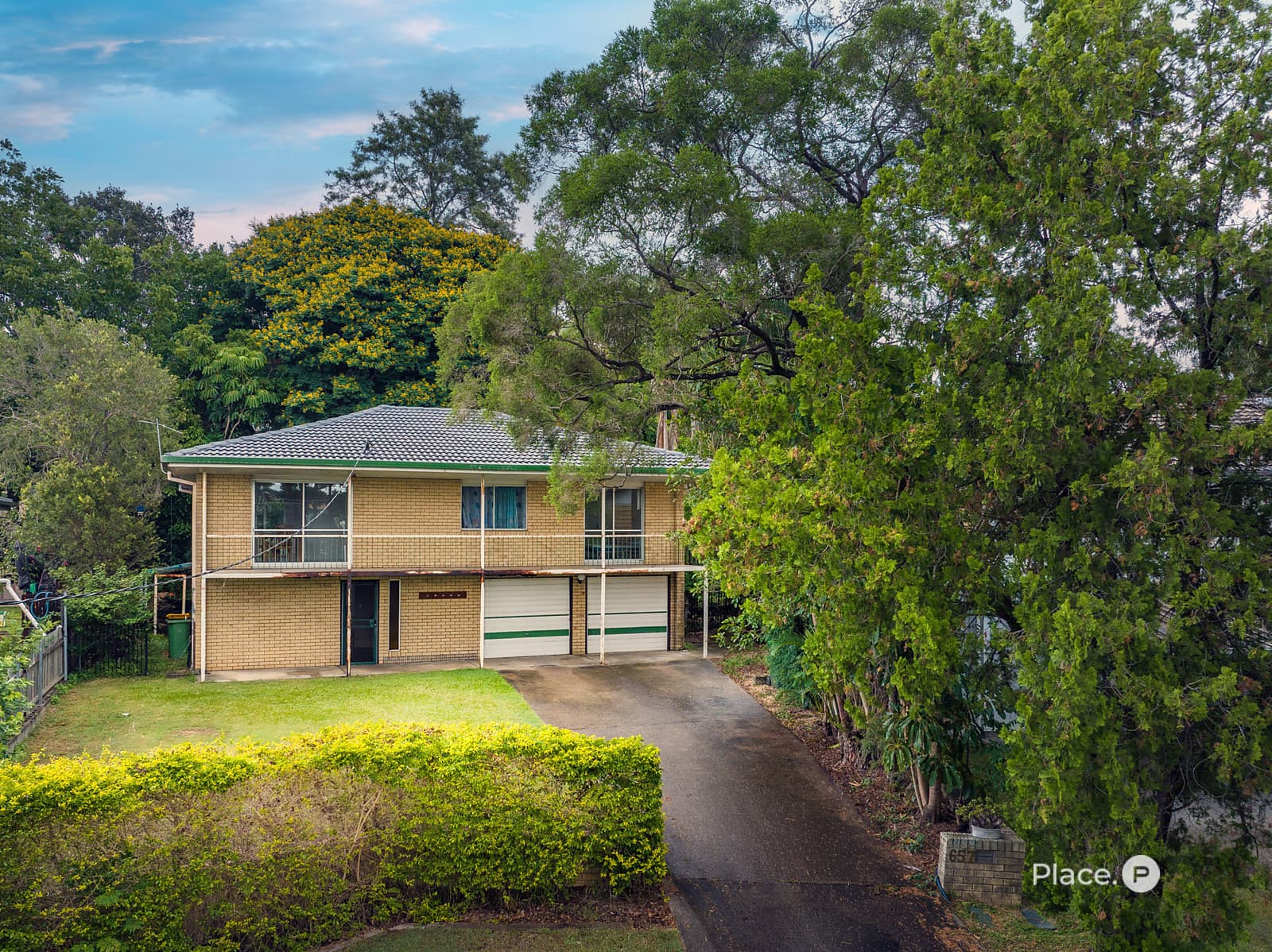 657 South Pine Road, Eatons Hill, Eatons Hill — photo 1 of 5