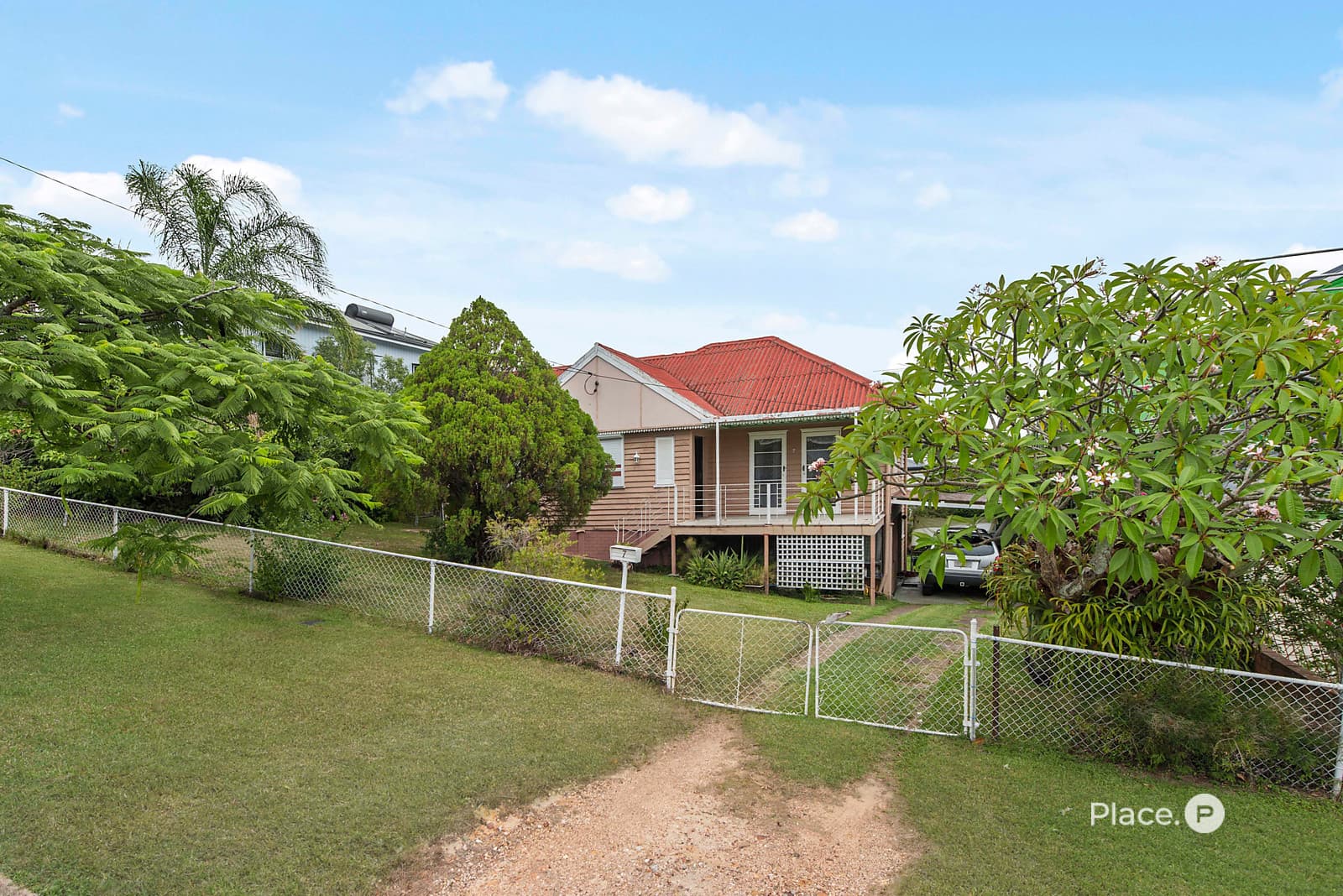 7 Hall Avenue, Norman Park, Norman Park — photo 1 of 5