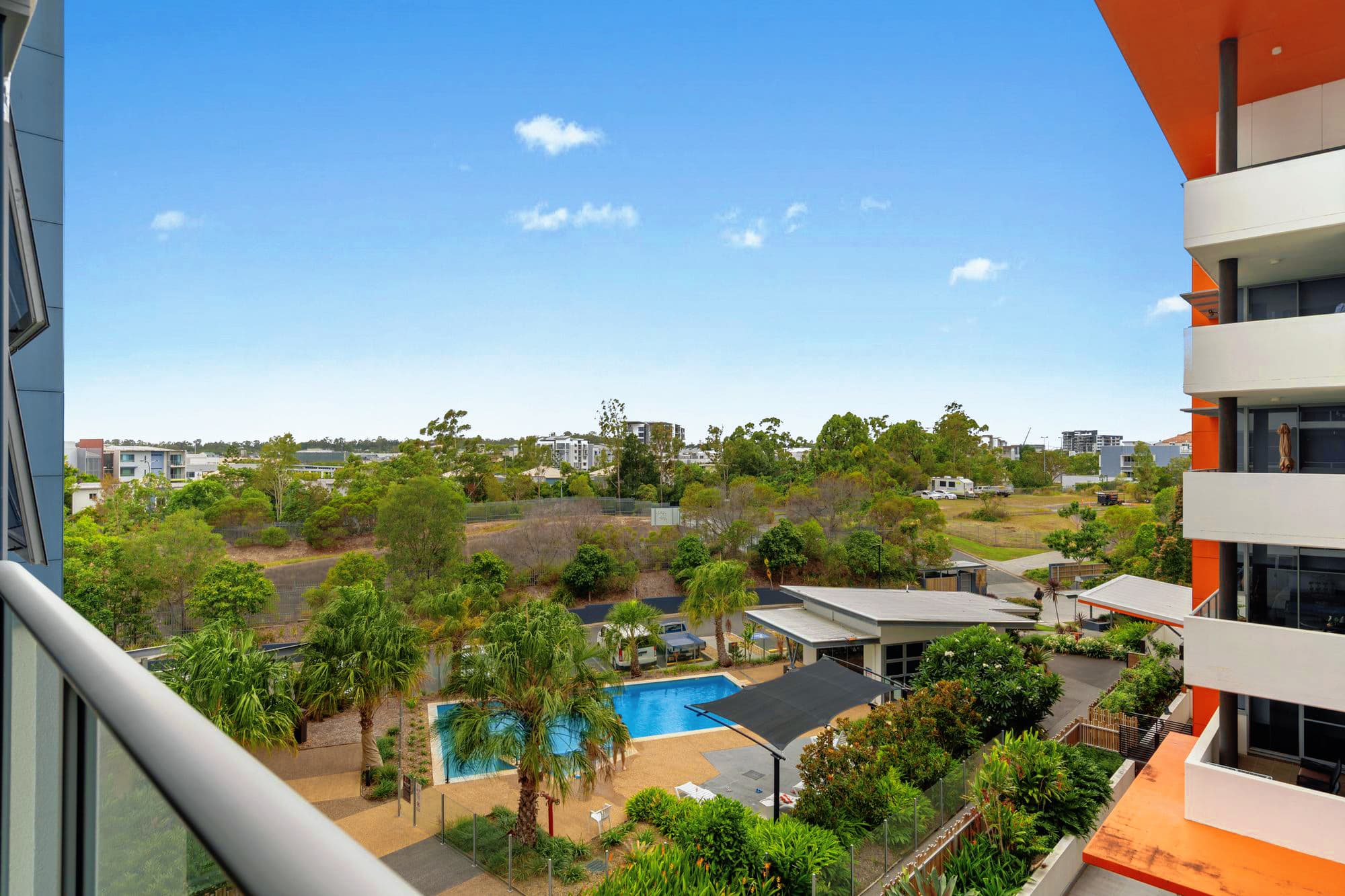2409/42 Laver Drive Drive, Robina, Robina — photo 1 of 5
