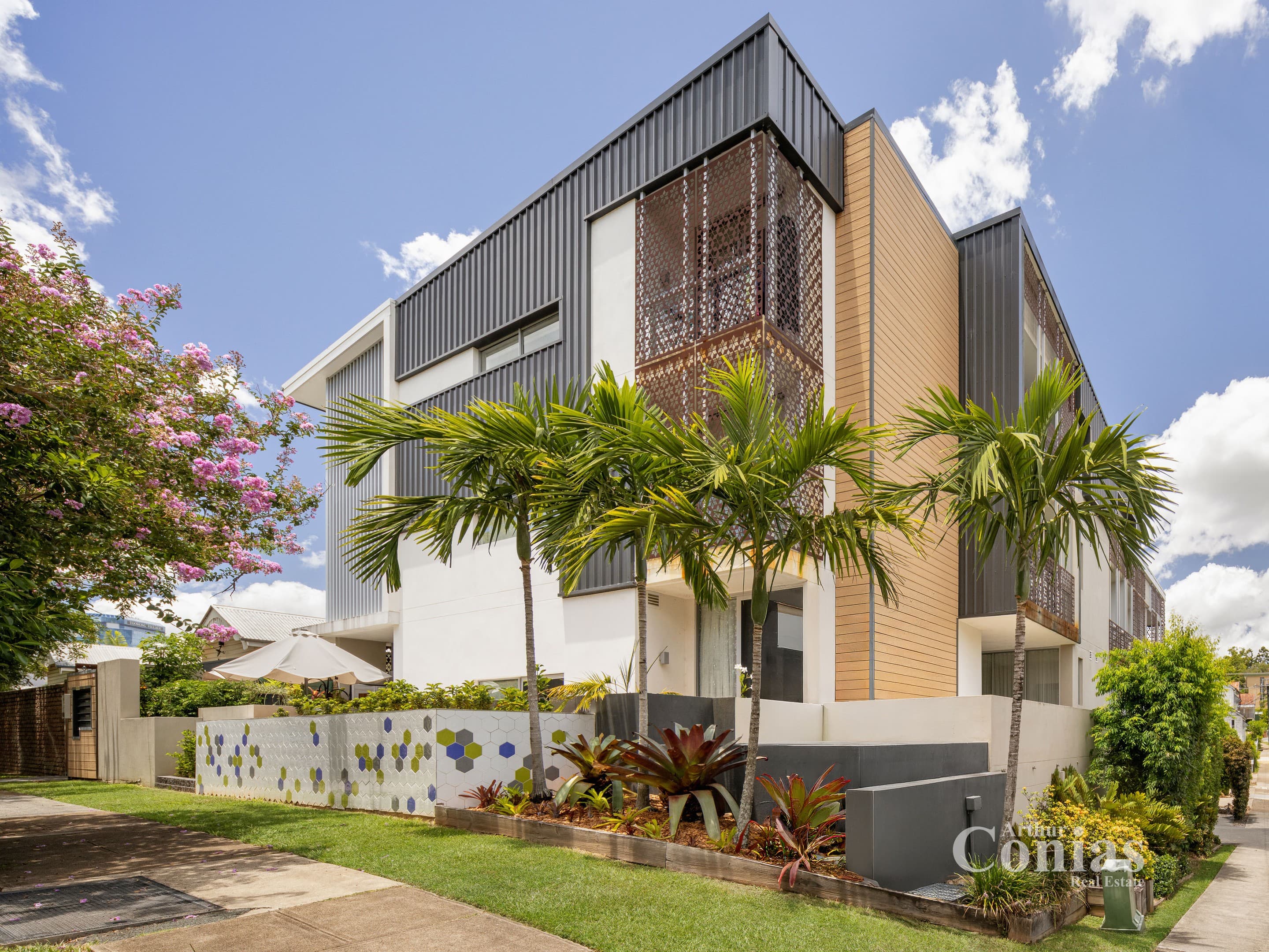 3/38 Maryvale Street, Toowong, Toowong — photo 1 of 5