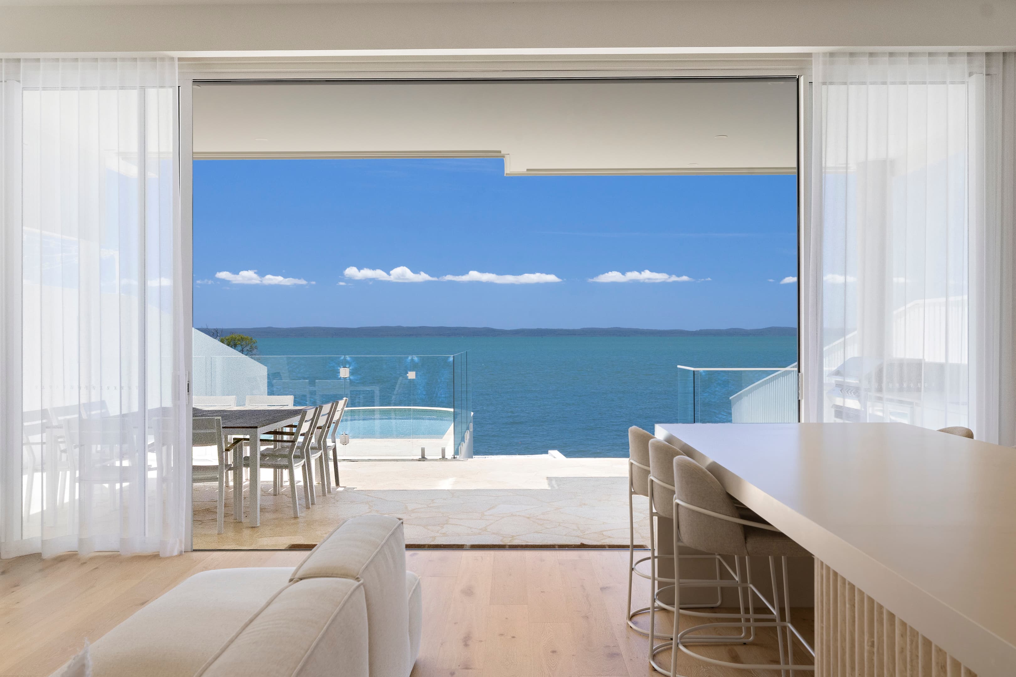 99 Shore Street North, Cleveland - Image 1