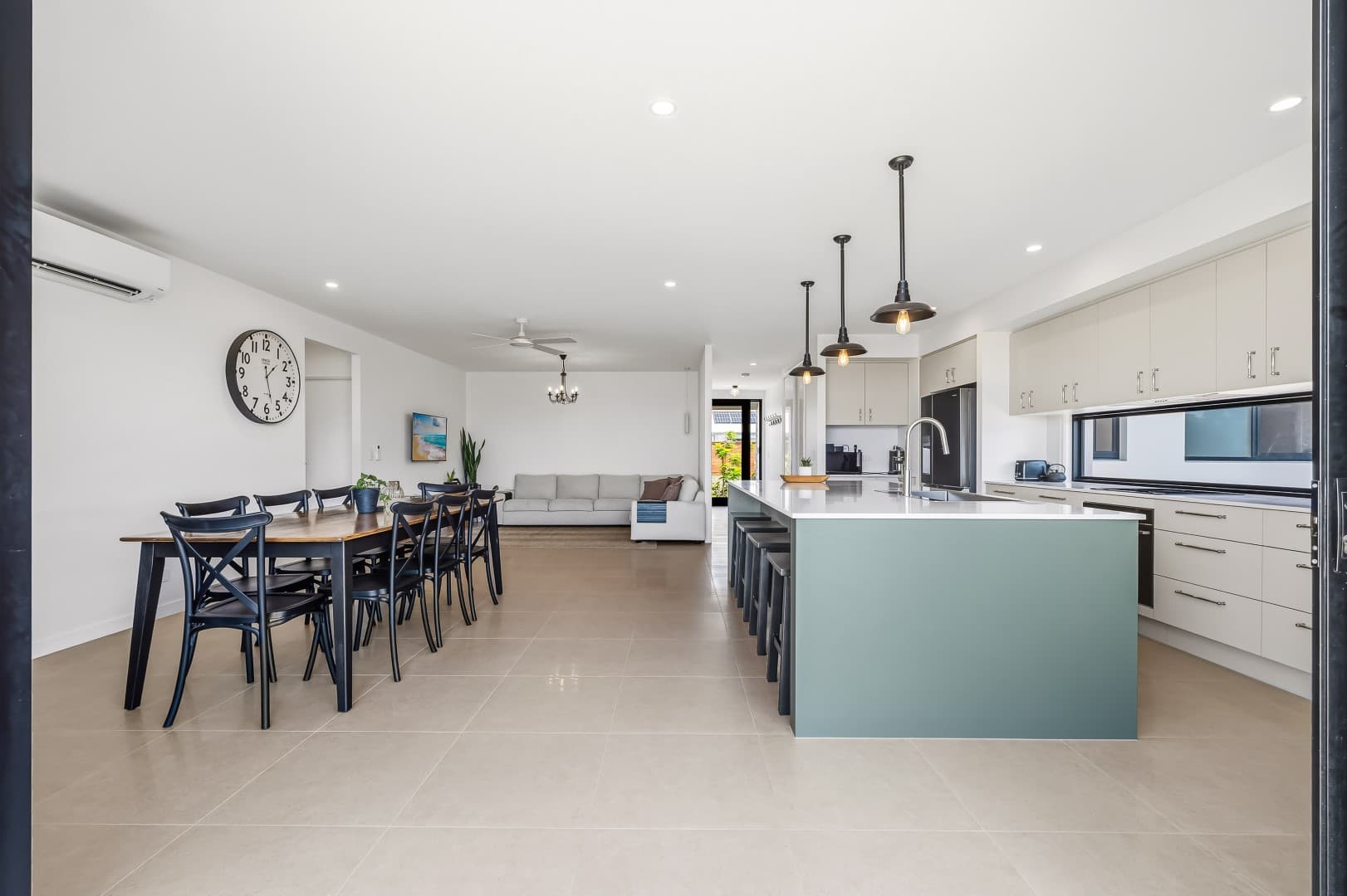 21 Cato Drive, Pelican Waters - Image 1