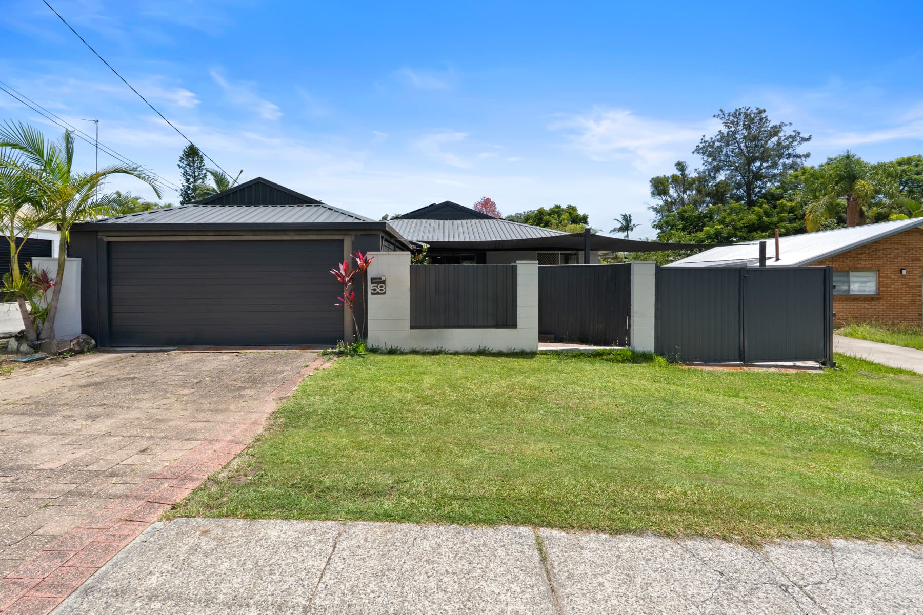58 Nerang-Broadbeach Road, Nerang — photo 1 of 5