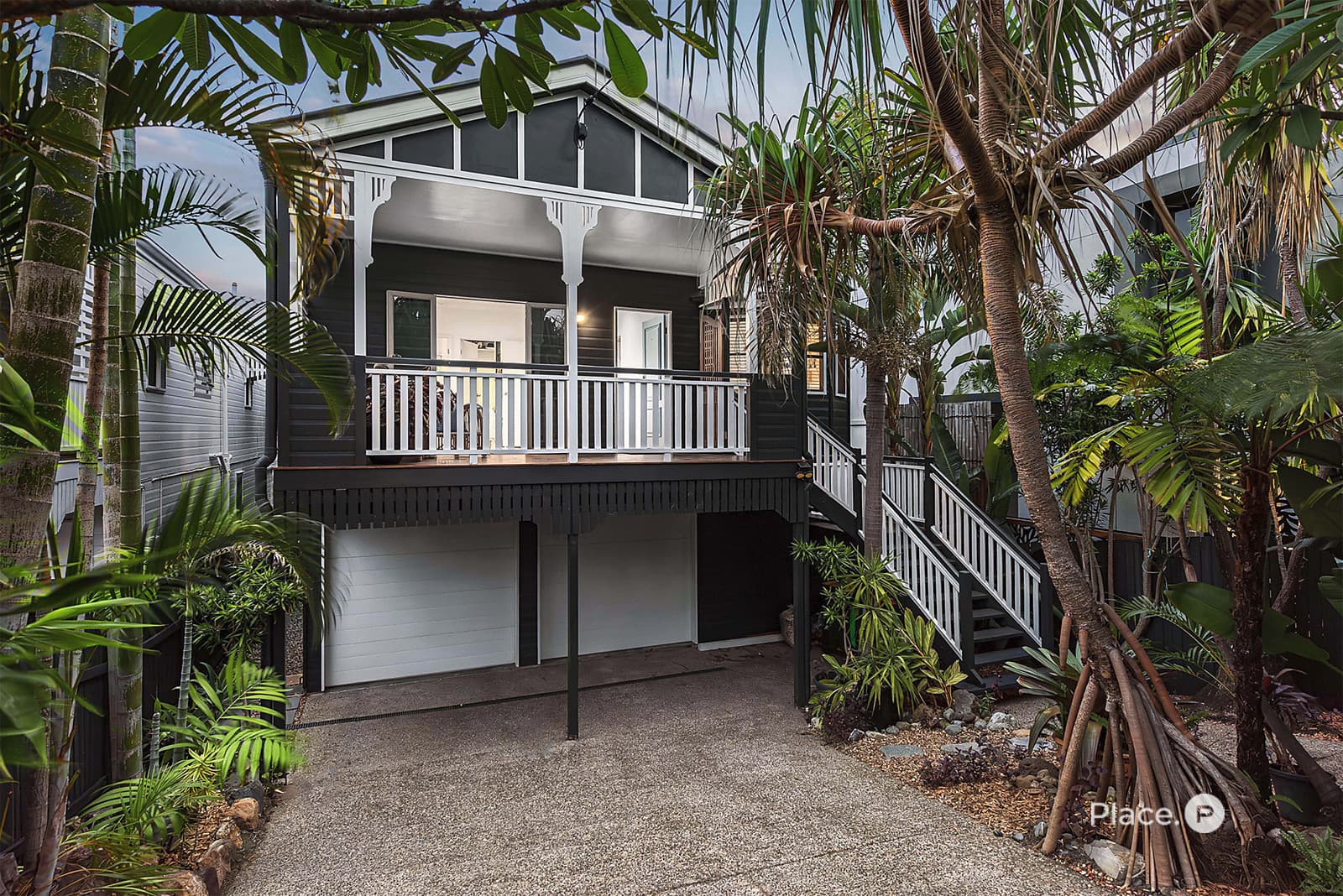 13 Durimbil Street, Camp Hill — photo 1 of 5
