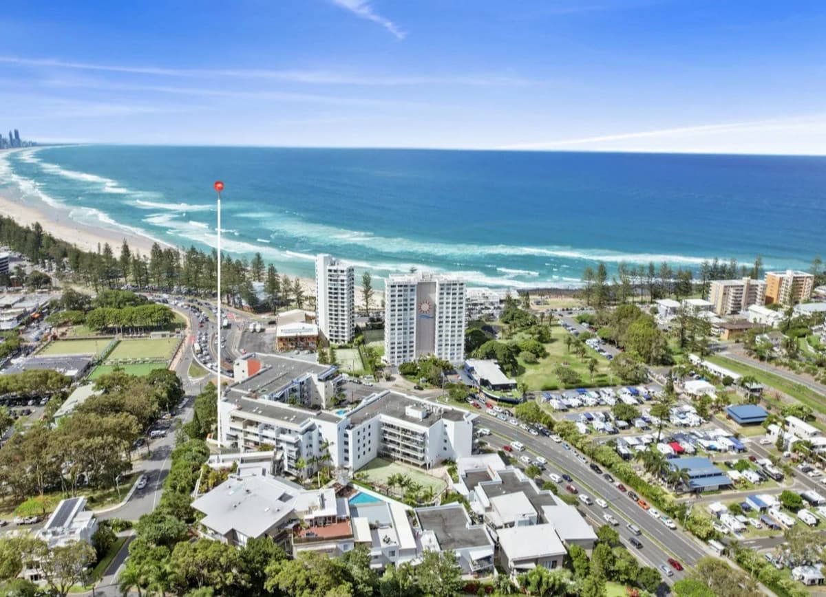 1064/1 Ocean Street, Burleigh Heads - Image 1