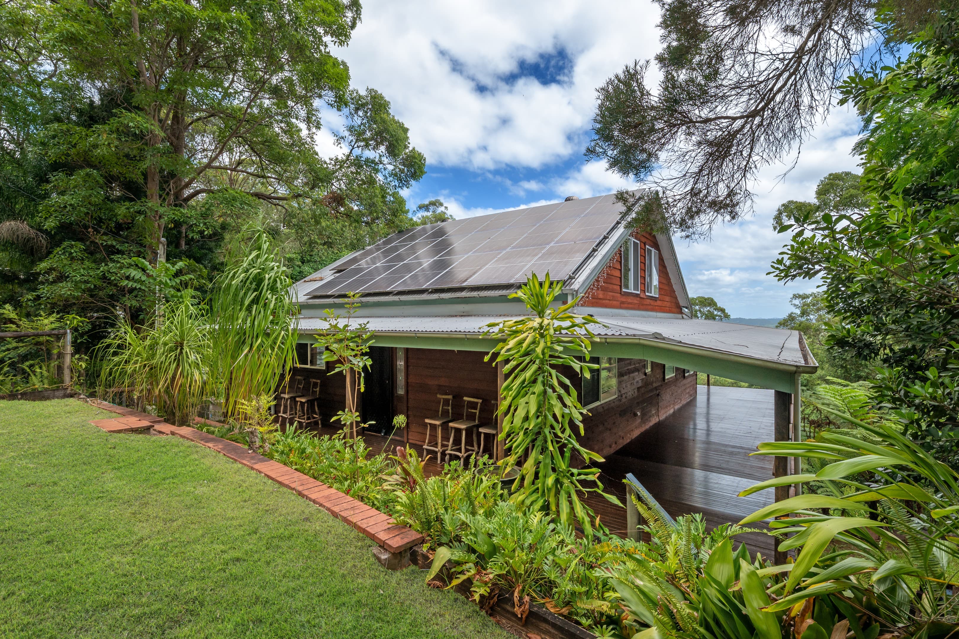 2 Meher Road, Kiels Mountain, Kiels Mountain — photo 1 of 5