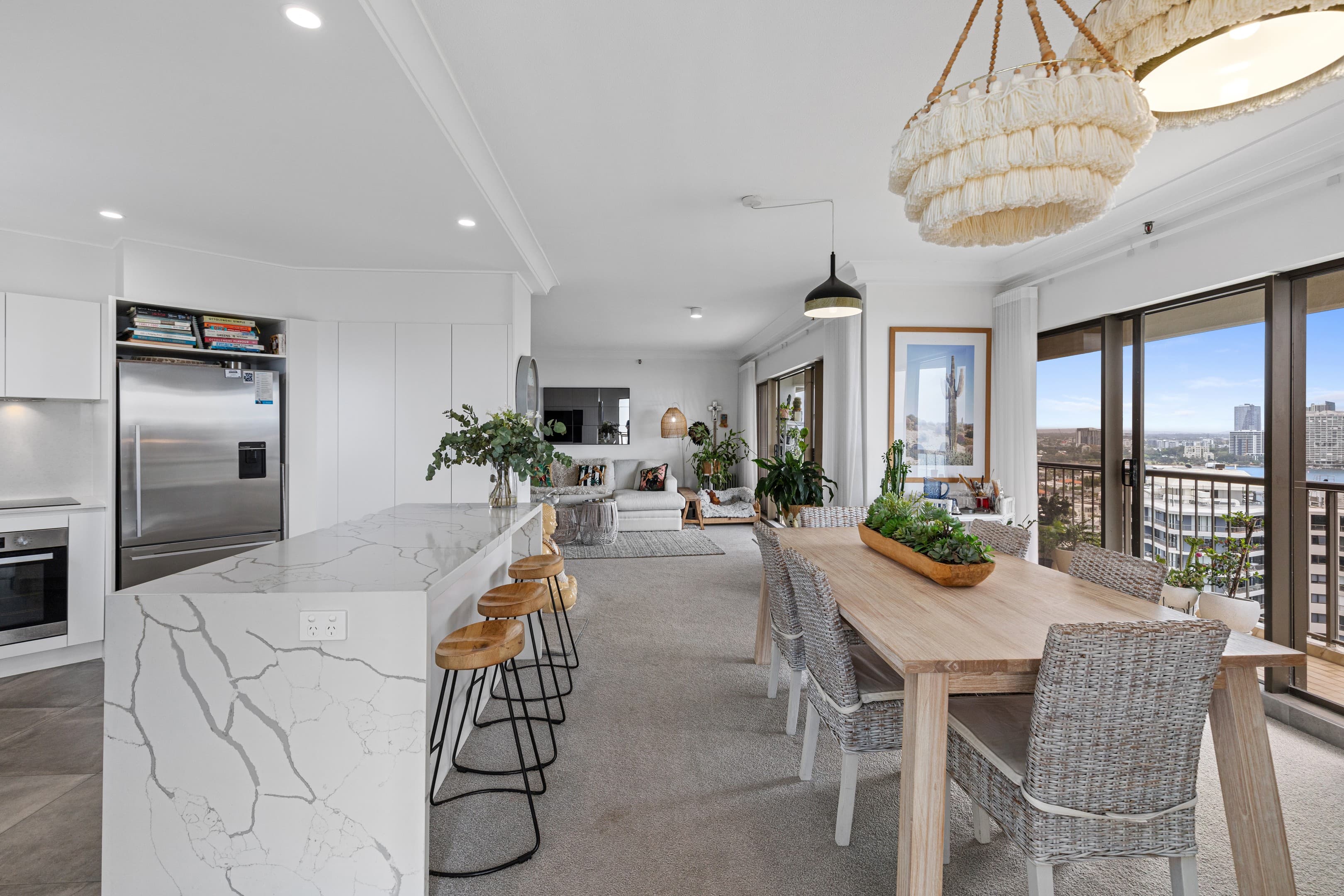 99/8 Admiralty Drive, Surfers Paradise - Image 1