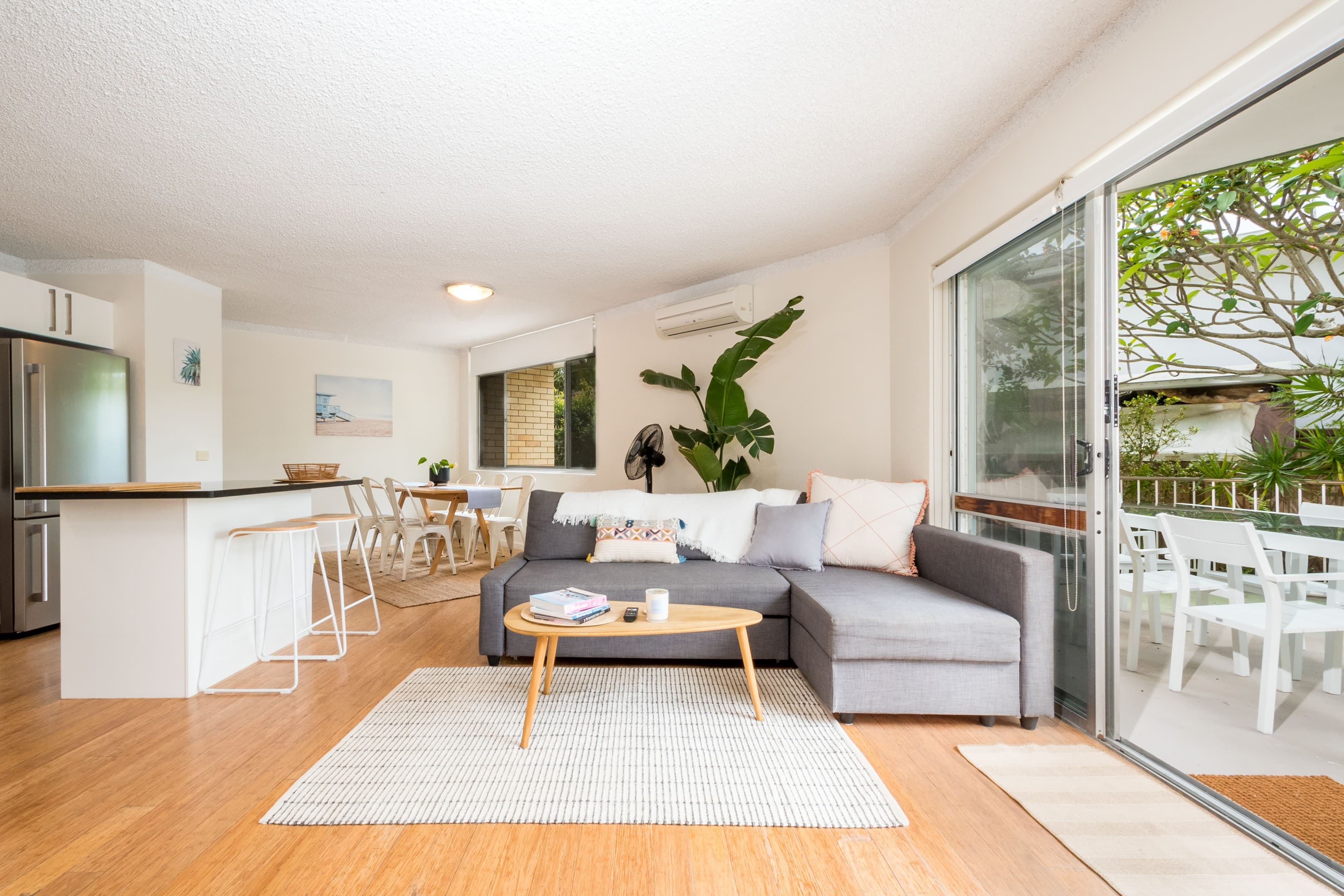 2/116 Petrel Avenue, Mermaid Beach, Mermaid Beach — photo 1 of 5