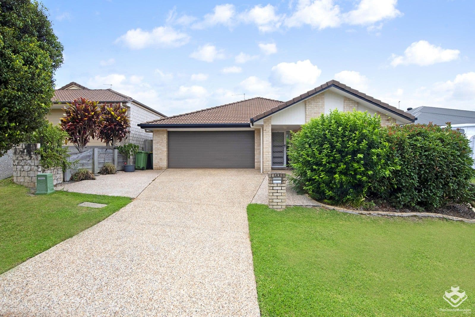 70 Landsdowne Drive, Ormeau Hills — photo 1 of 5
