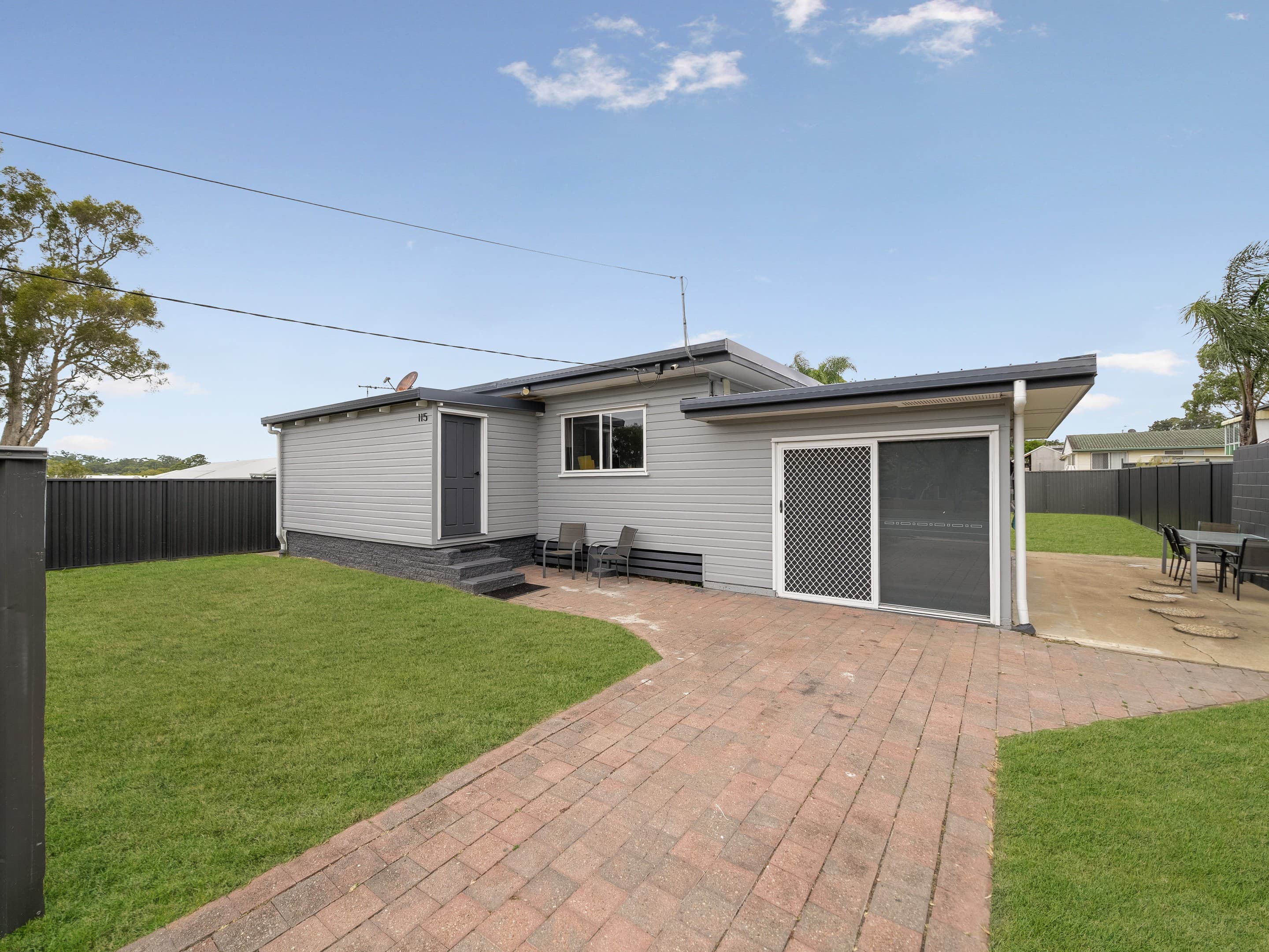 115 George Street, Kippa-Ring, Kippa-Ring — photo 1 of 5