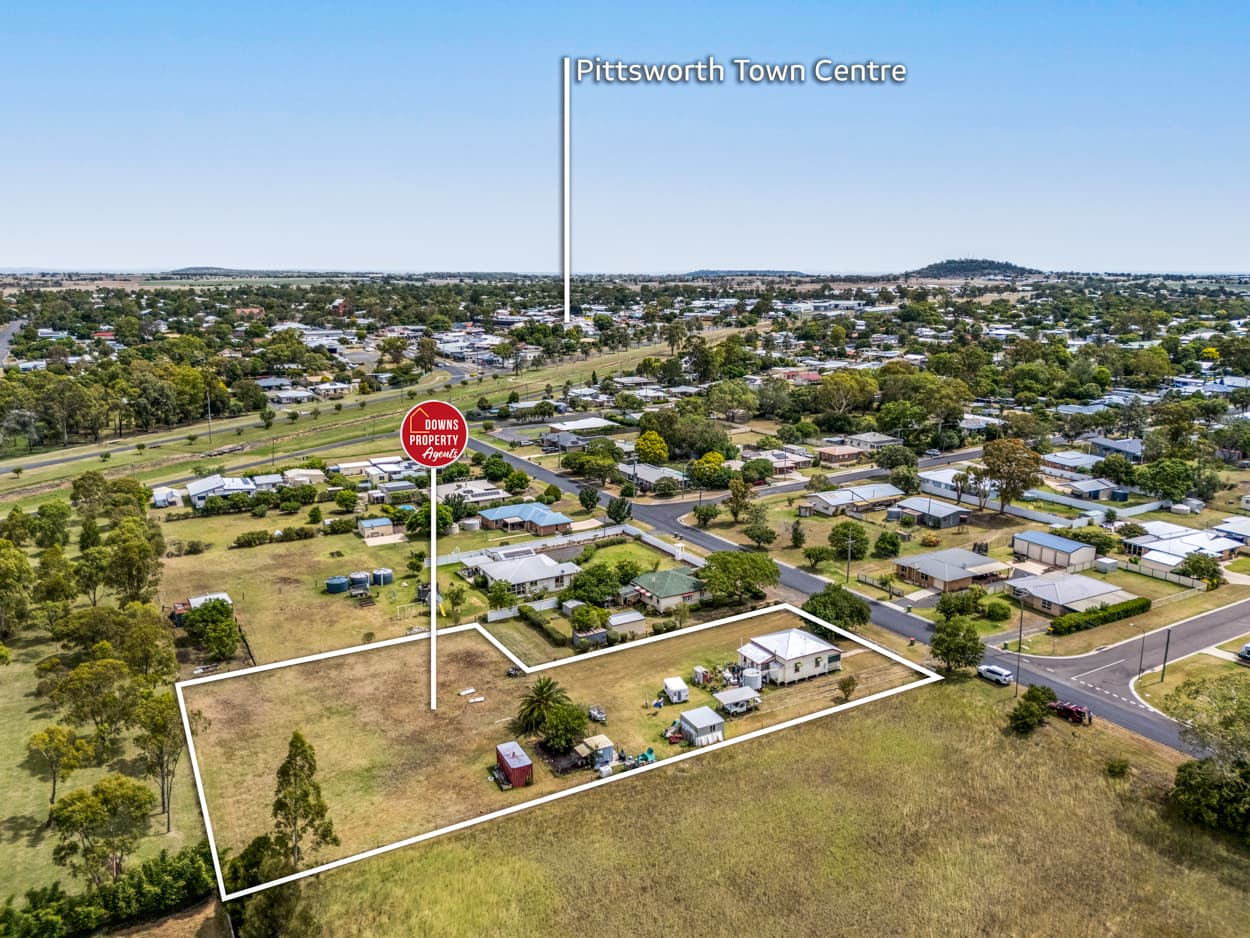 24 Perham Street, Pittsworth, Pittsworth — photo 1 of 5