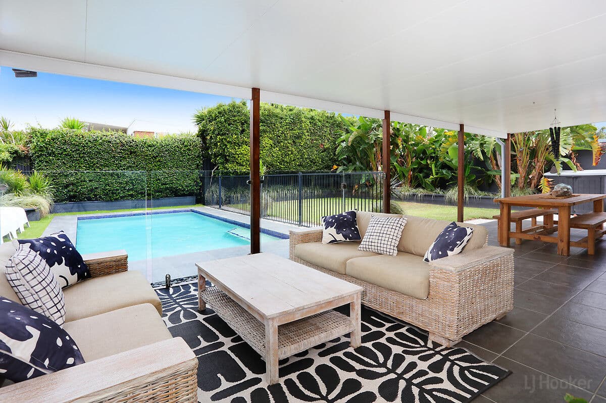 4 Clematis Avenue, Hollywell - Image 1