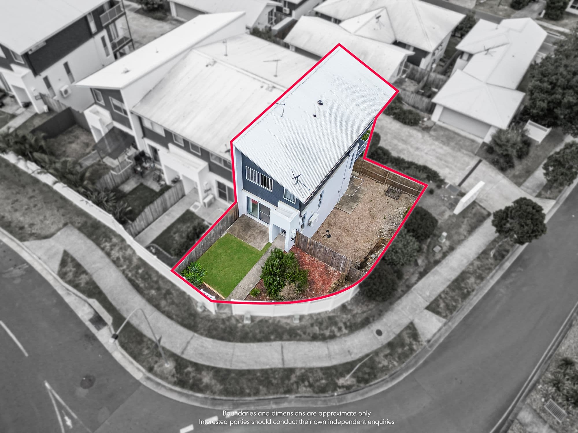 8/21 Bedford Road, Pimpama, Pimpama — photo 1 of 5