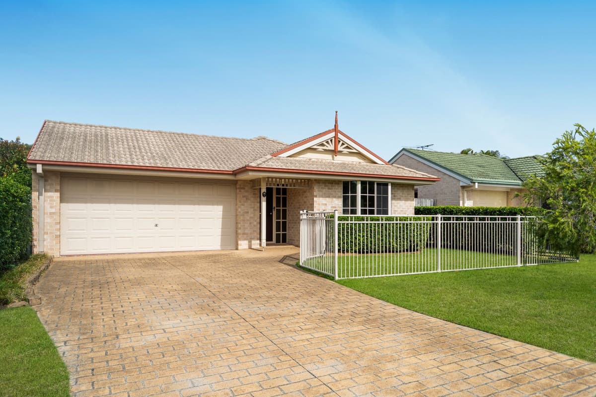 7 Doncaster Place, Alexandra Hills, Alexandra Hills — photo 1 of 5