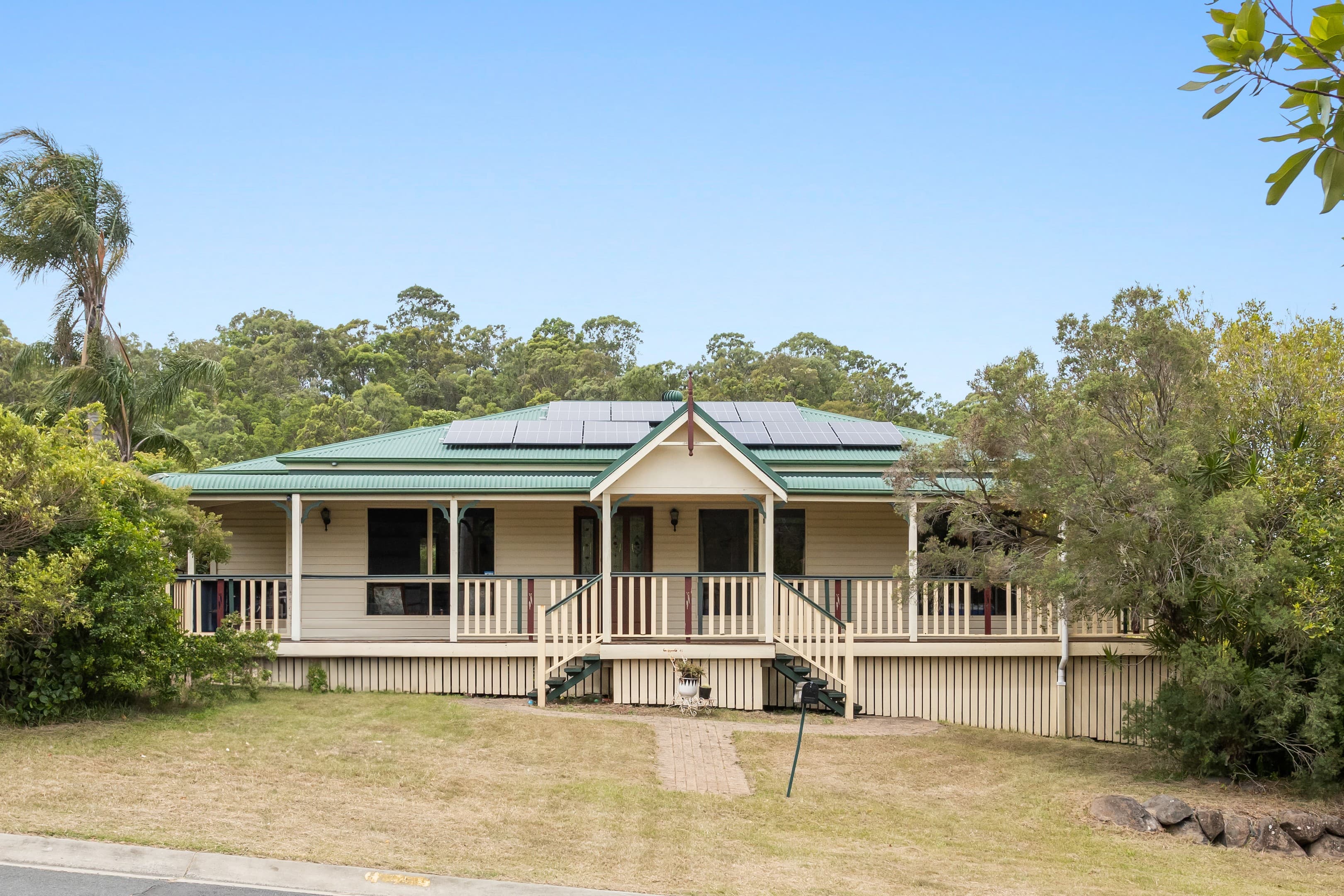 54 Pacific Pines Boulevard, Pacific Pines, Pacific Pines — photo 1 of 5