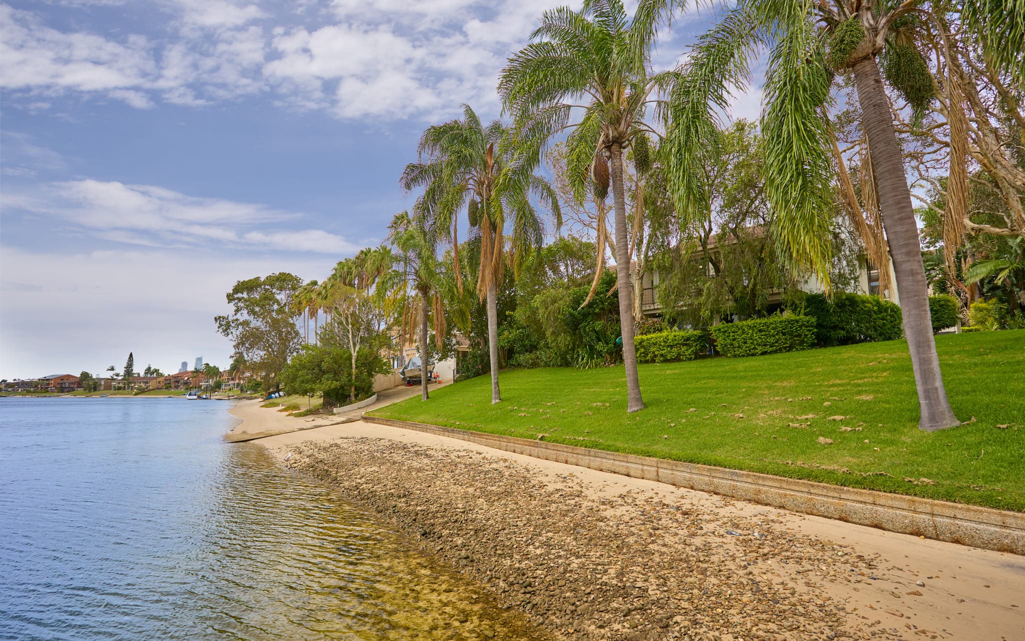 80/111 Markeri Street, Mermaid Waters — photo 1 of 5