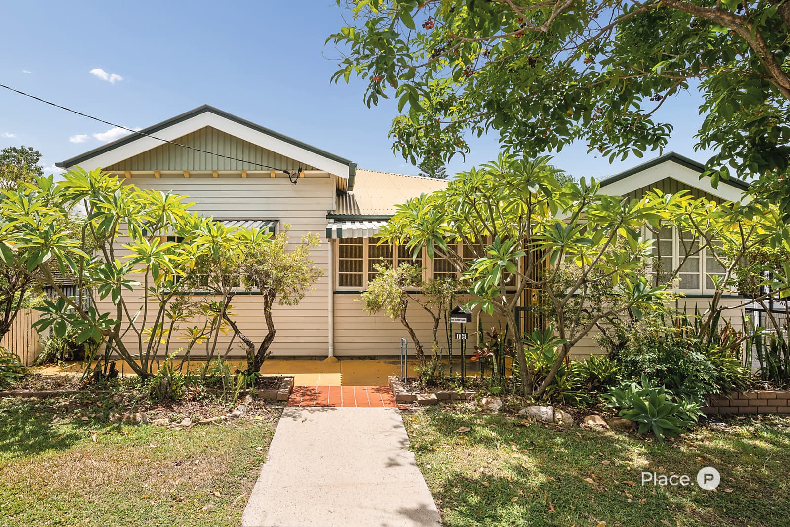16 Lechmere Street, New Farm, New Farm — photo 1 of 5