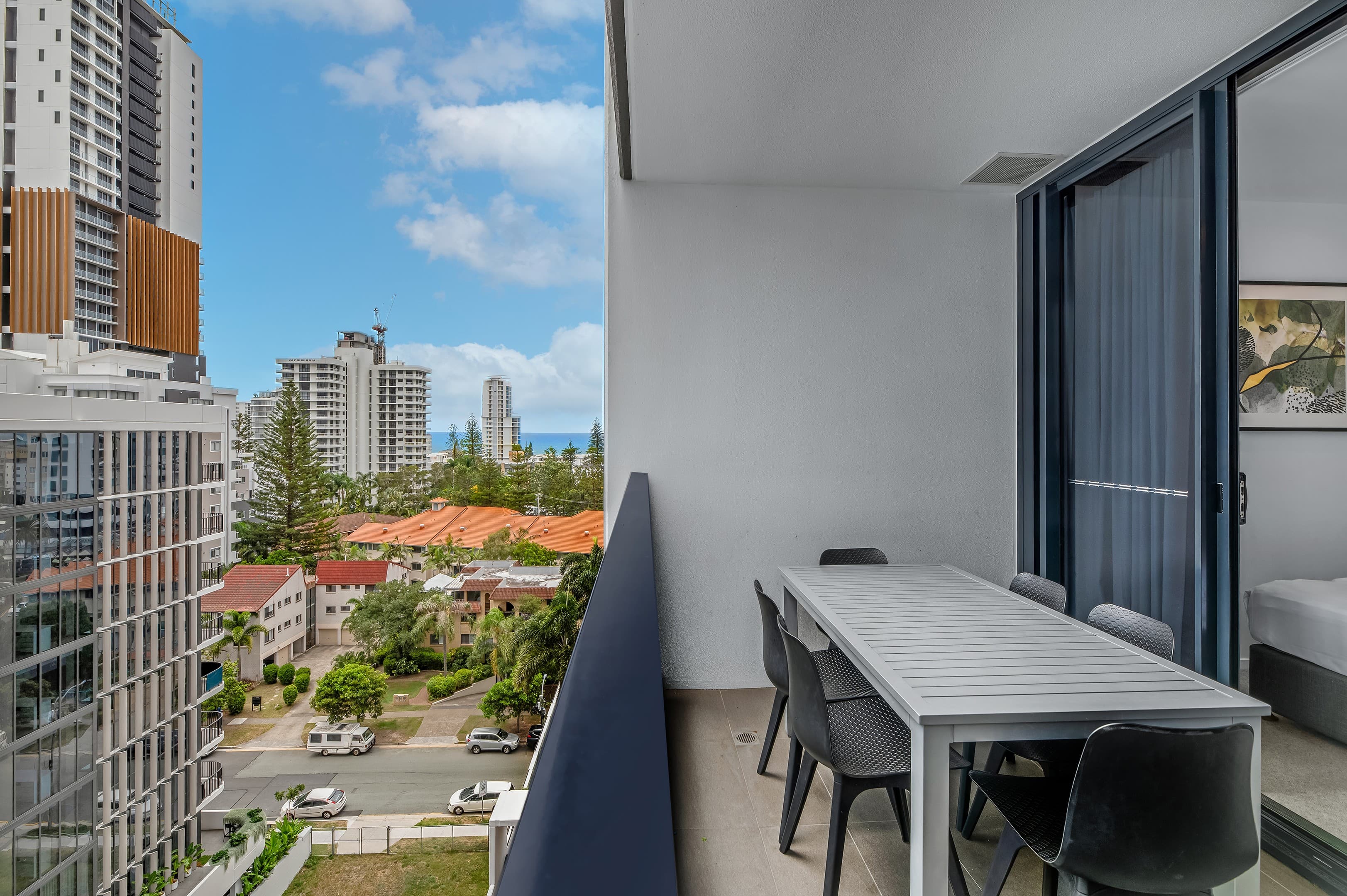 27/31 Queensland Avenue, Broadbeach, Broadbeach — photo 1 of 5
