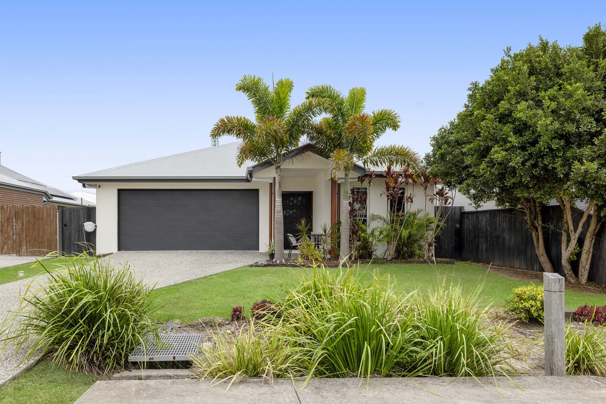 65 Ruby Crescent, Meridan Plains, Meridan Plains — photo 1 of 5