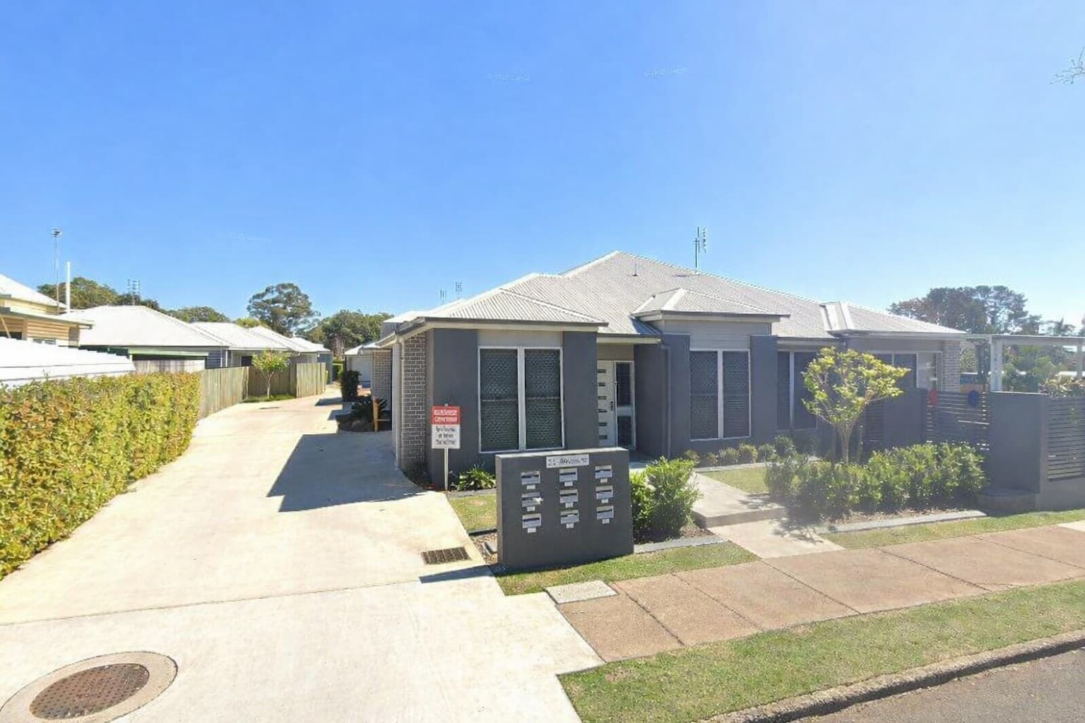 2/21 Hillside Street, Newtown, Newtown — photo 1 of 5