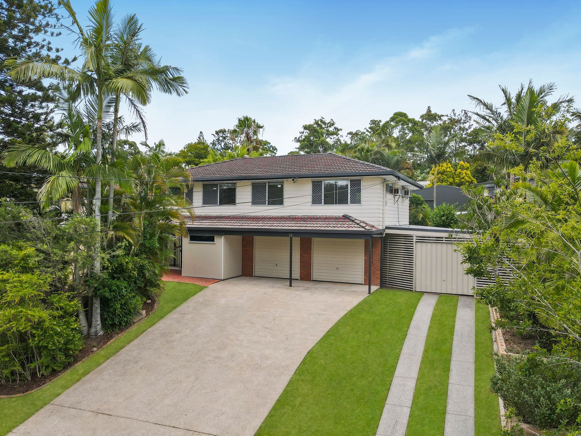 11 Stellaris Way, Rochedale South, Rochedale South — photo 1 of 5
