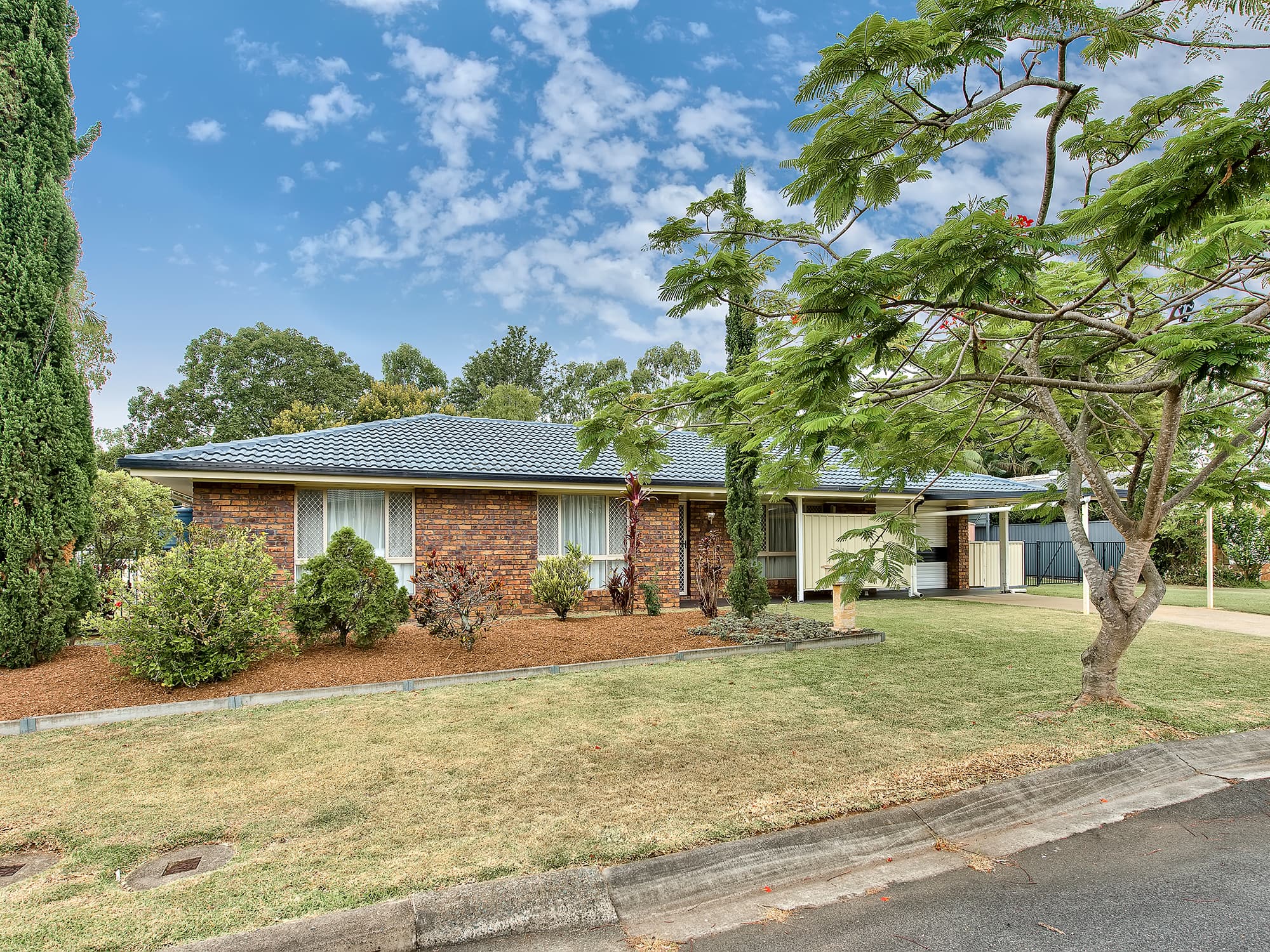2 Michelle Place, Boondall, Boondall — photo 1 of 5