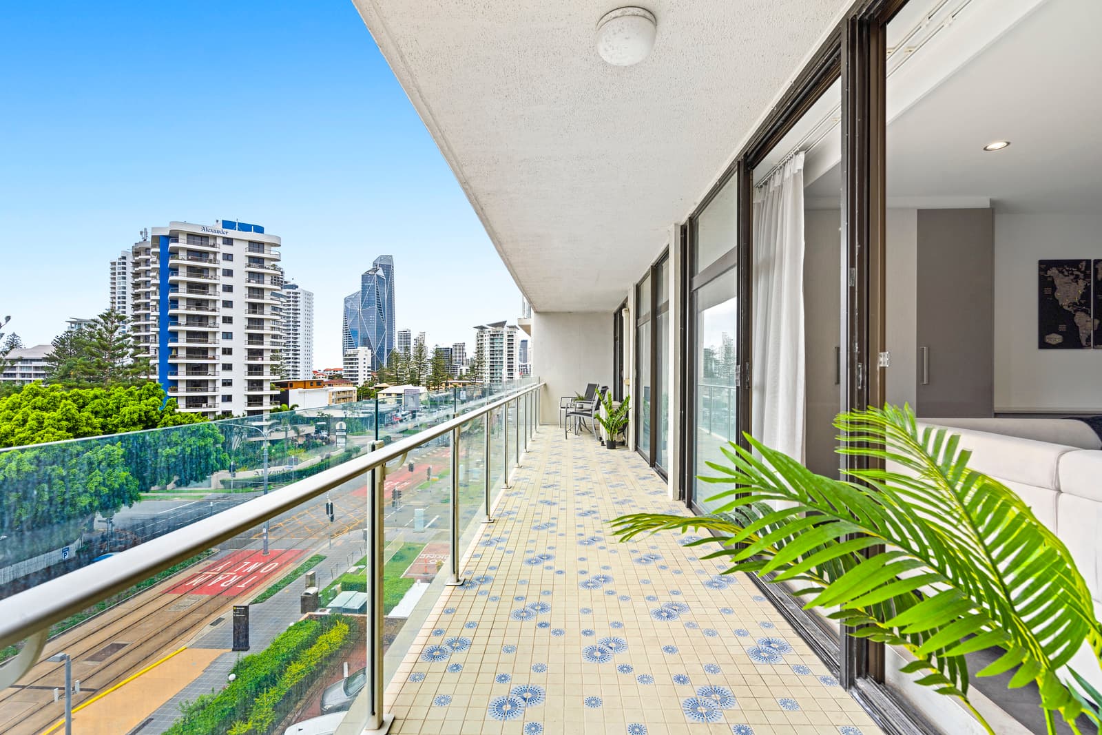 52/33 Thornton Street, Surfers Paradise - Image 1