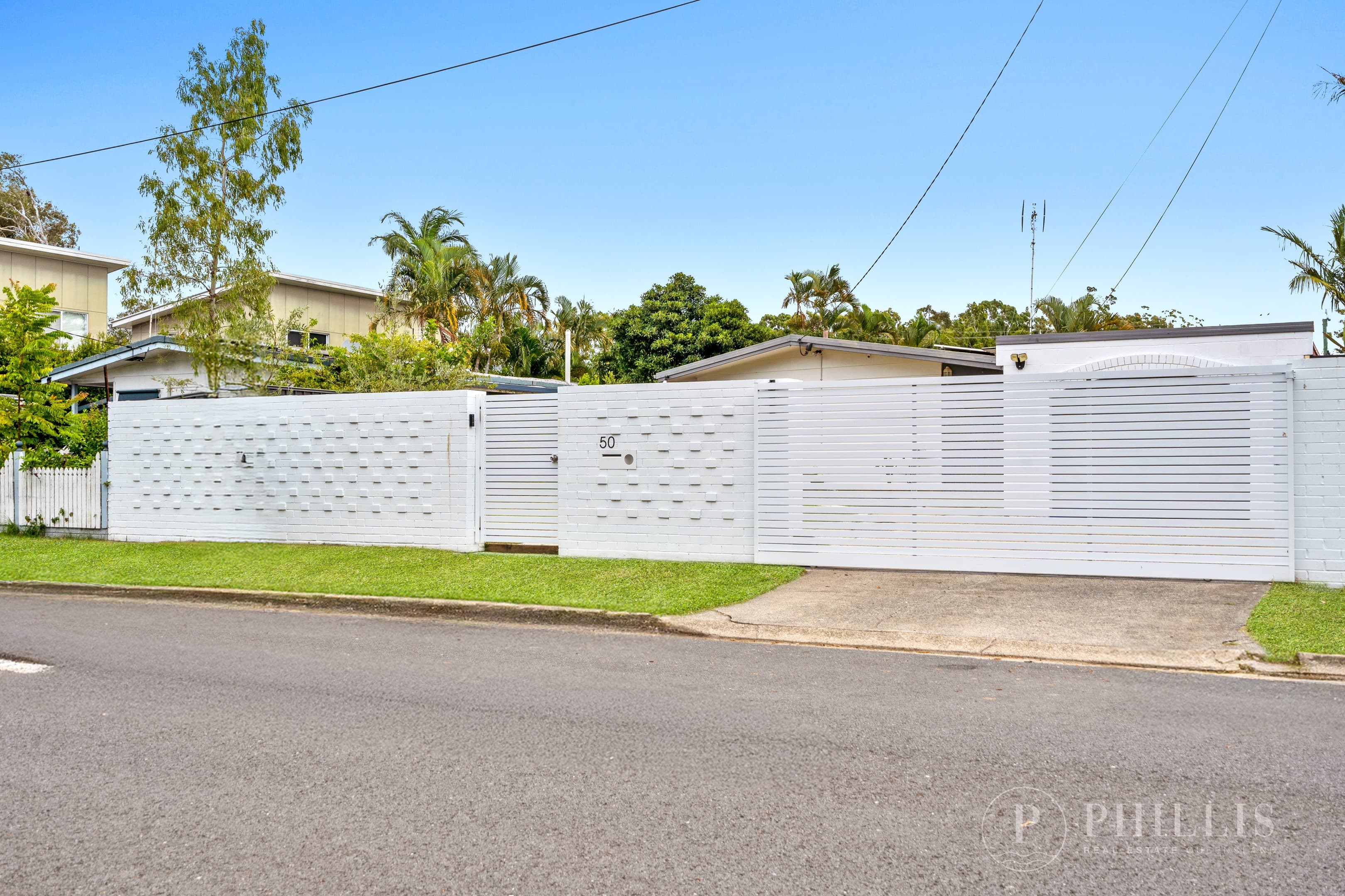 50 Allinga Street, Coombabah - Image 1