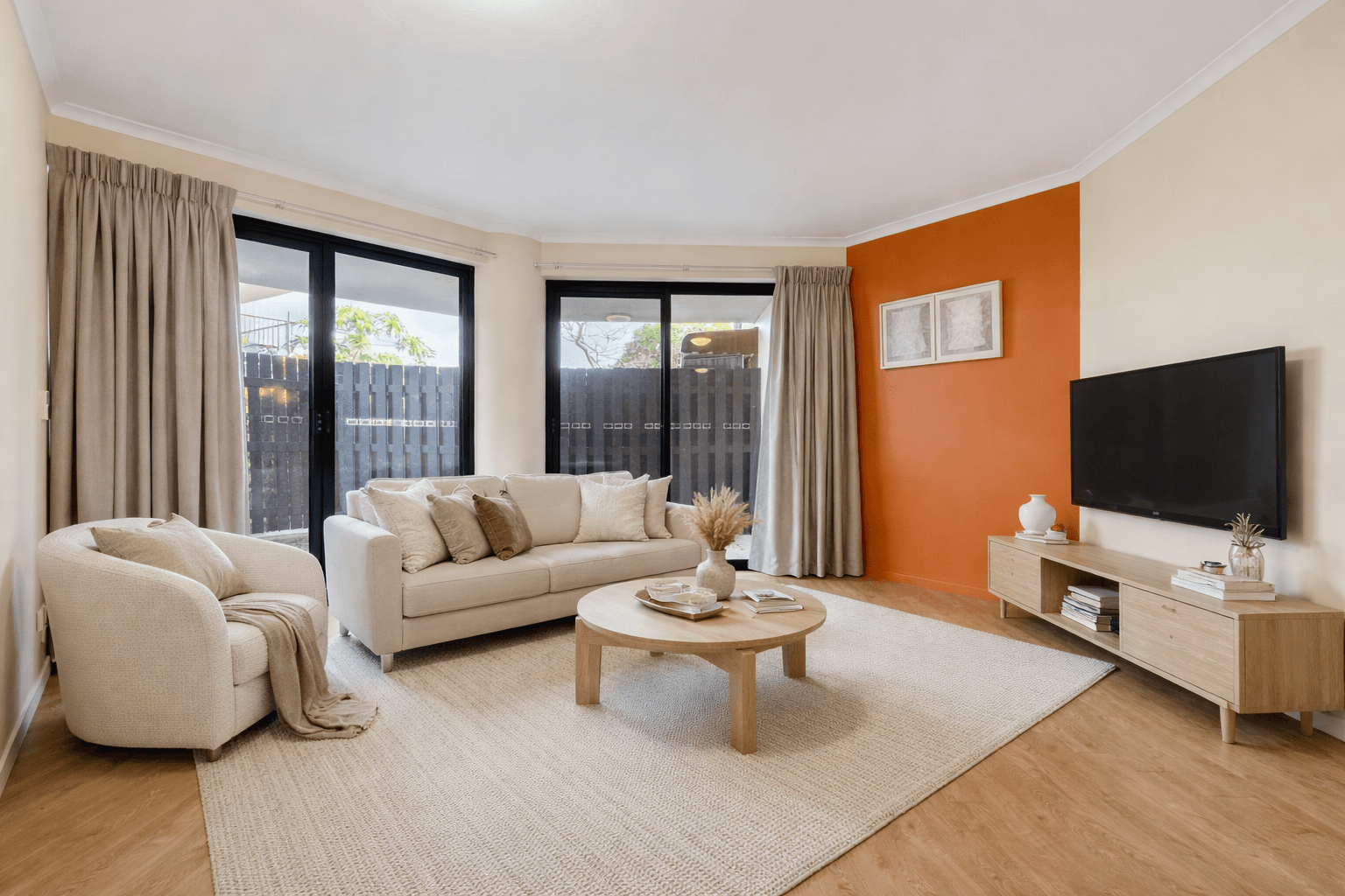 1/75 Thorn Street, Kangaroo Point, Kangaroo Point — photo 1 of 8