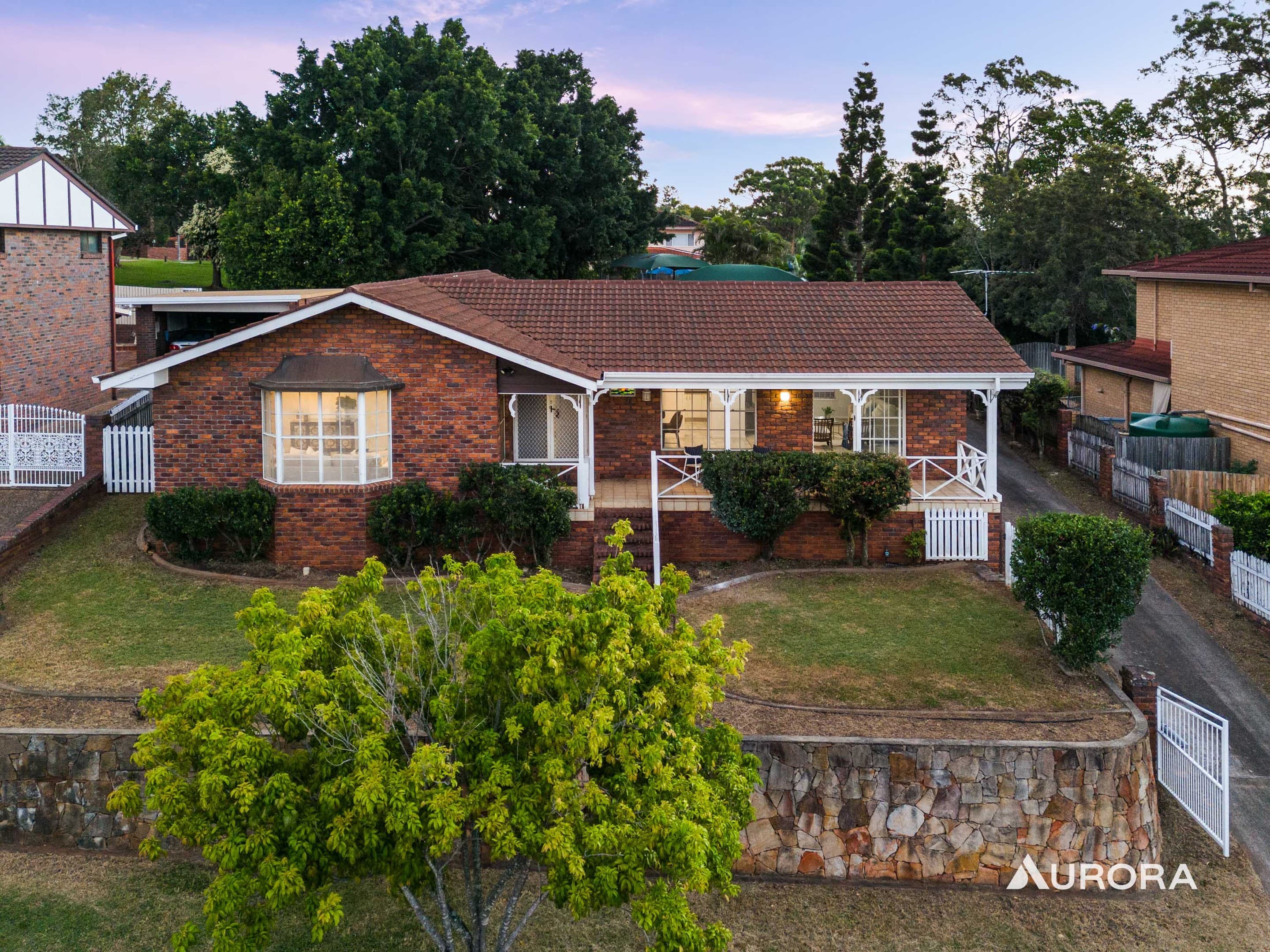 7 Faringdon Street, Robertson - Image 1