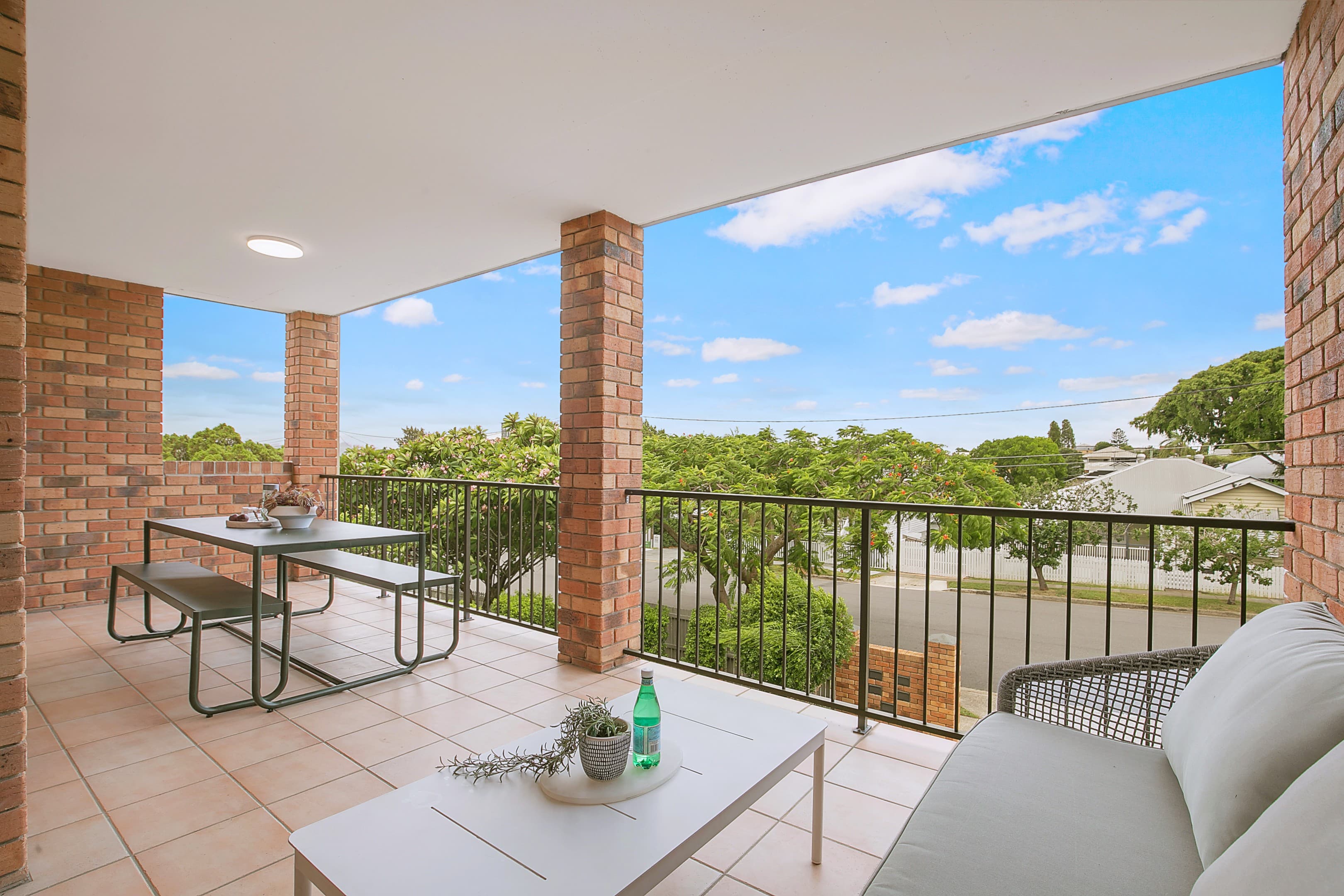 2/69 Shakespeare Street, Coorparoo, Coorparoo — photo 1 of 5