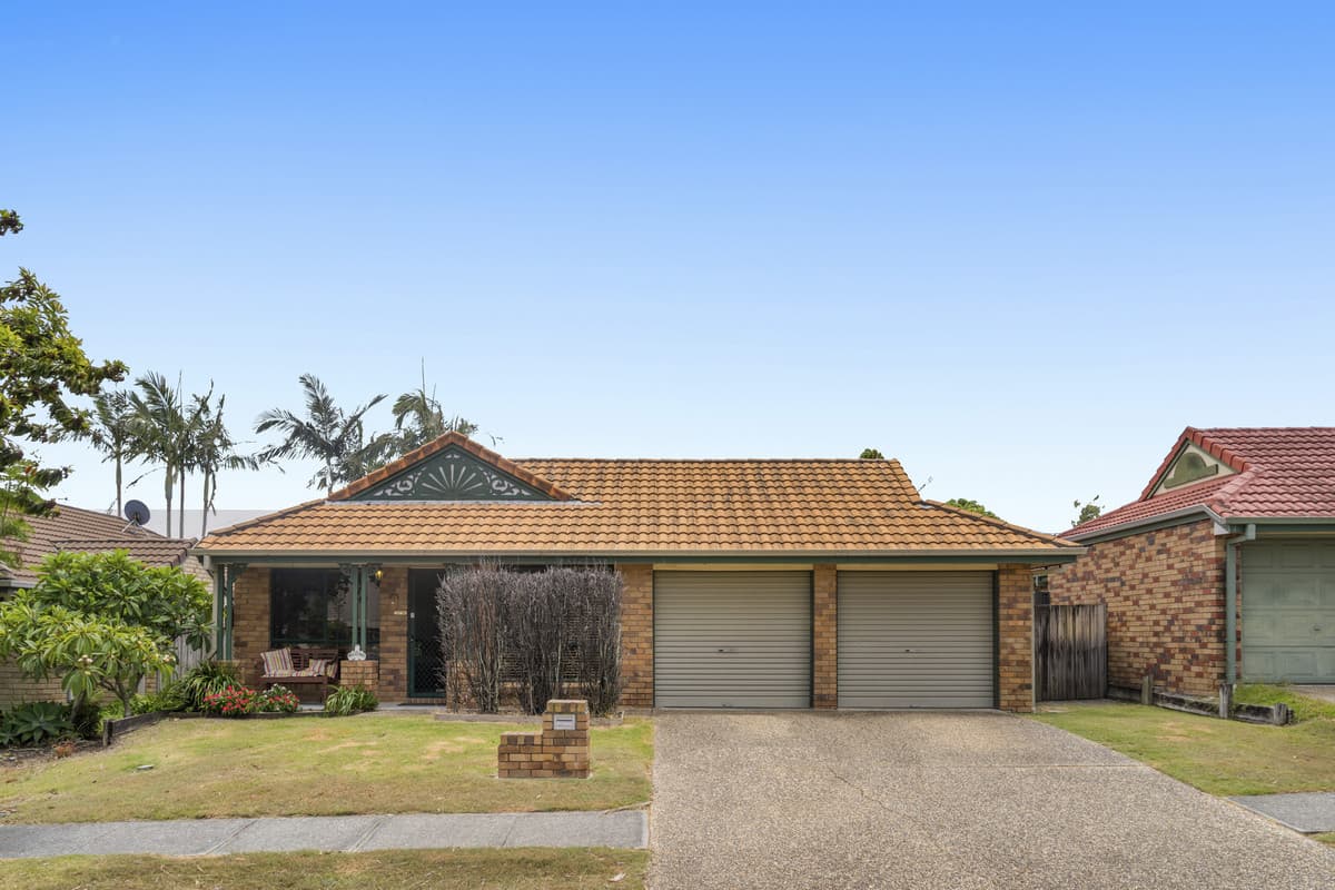 5 Sidney Nolan Drive, Coombabah, Coombabah — photo 1 of 5