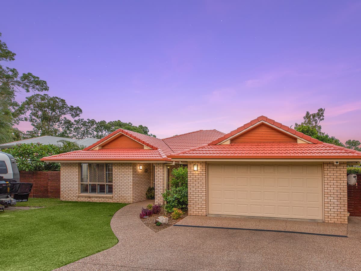 4 Tea Tree Crescent, Sinnamon Park - Image 1