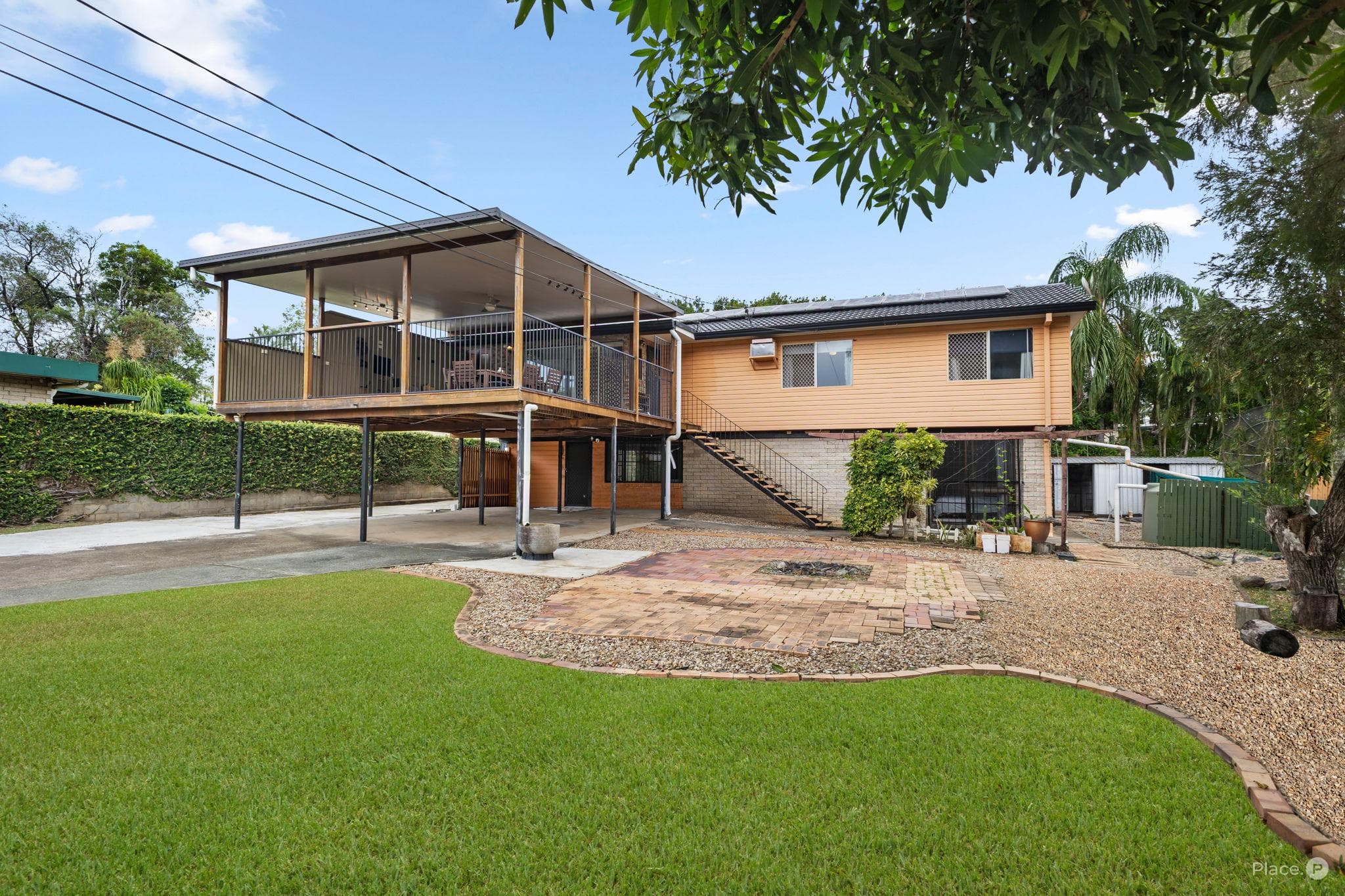 30 Rowanda Street, Slacks Creek, Slacks Creek — photo 1 of 5