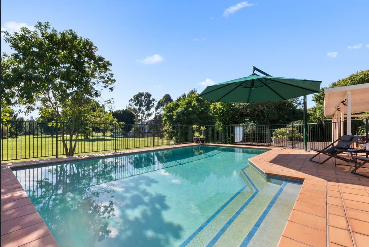 201 Hyde Road, Yeronga — photo 1 of 5