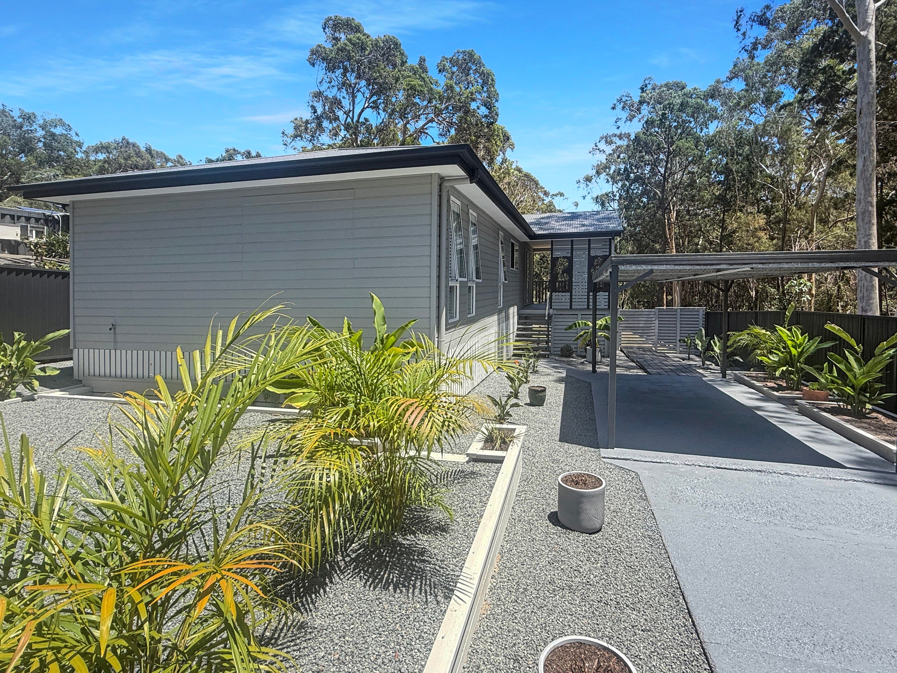 71 Kate Street, Macleay Island - Image 1