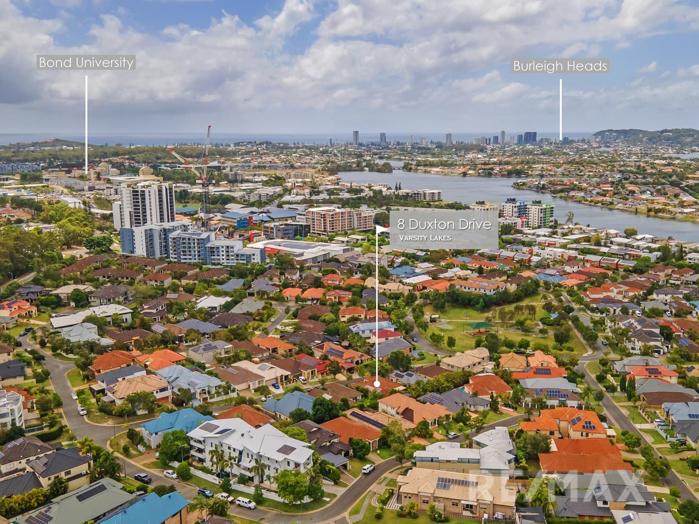 8 Duxton Dr, Varsity Lakes