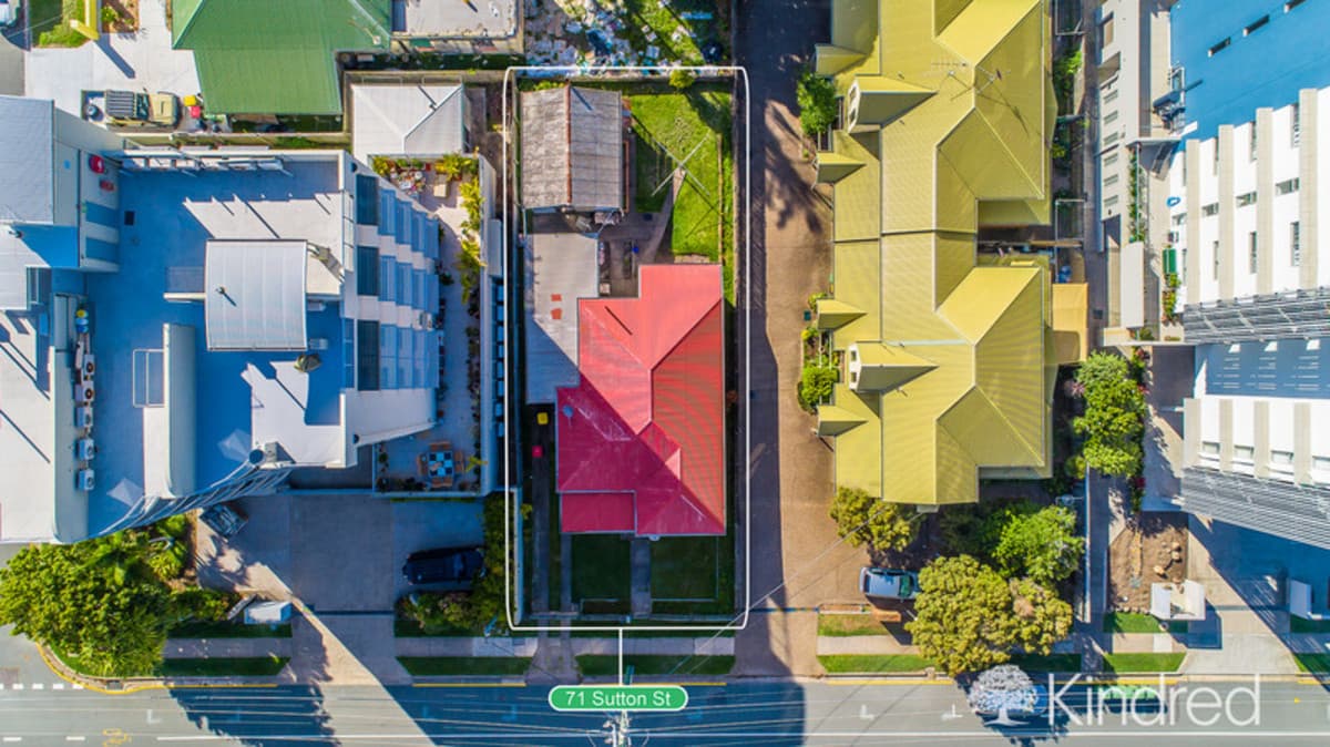 71 Sutton Street, Redcliffe, Redcliffe — photo 1 of 5