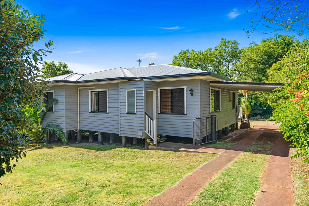 19 Perry Street, Harlaxton - Image 1