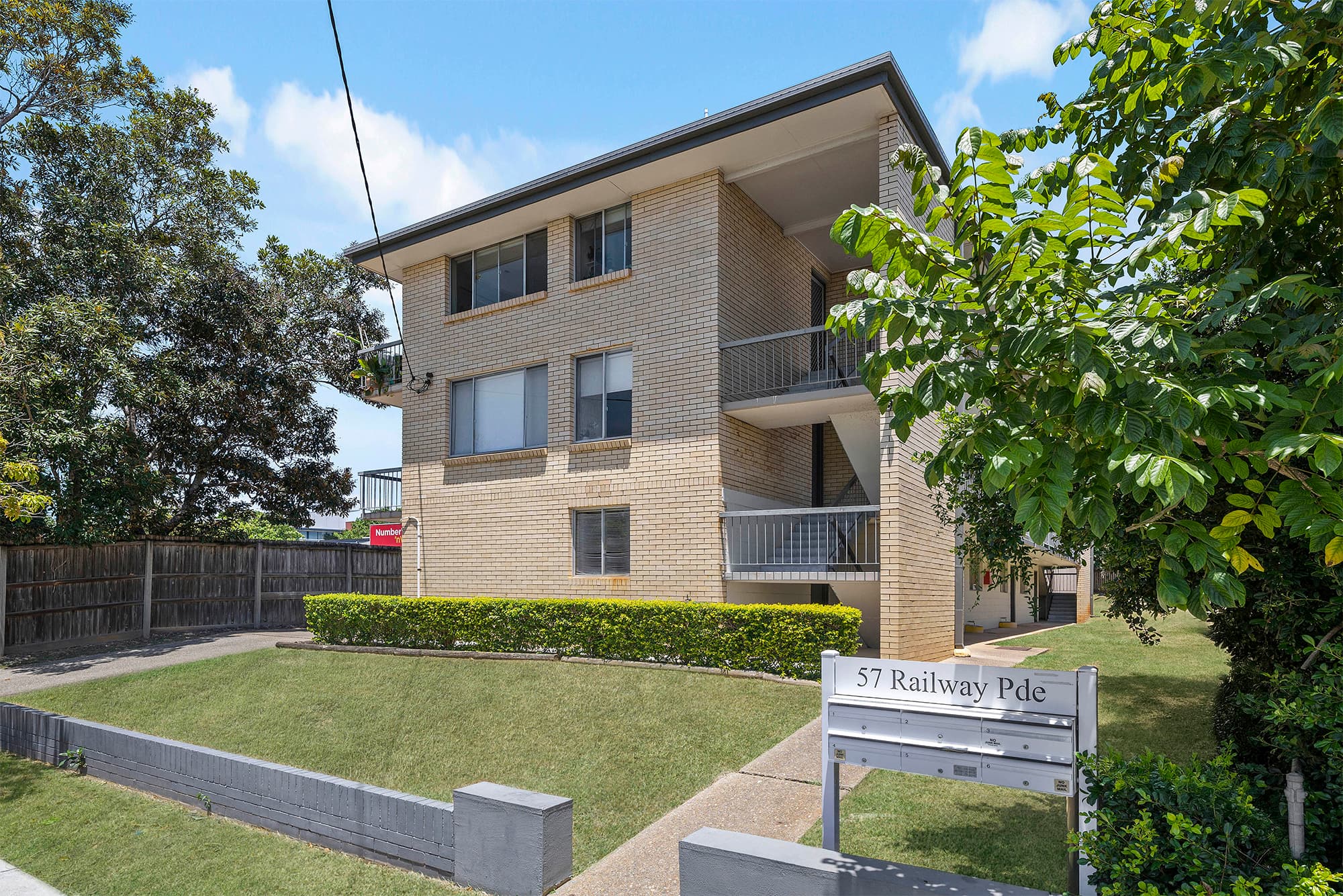 6/57 Railway Parade, Clayfield - Image 1