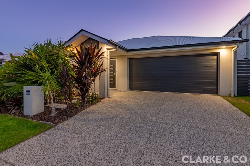 7 Sachi Street, Nirimba, Nirimba — photo 1 of 5