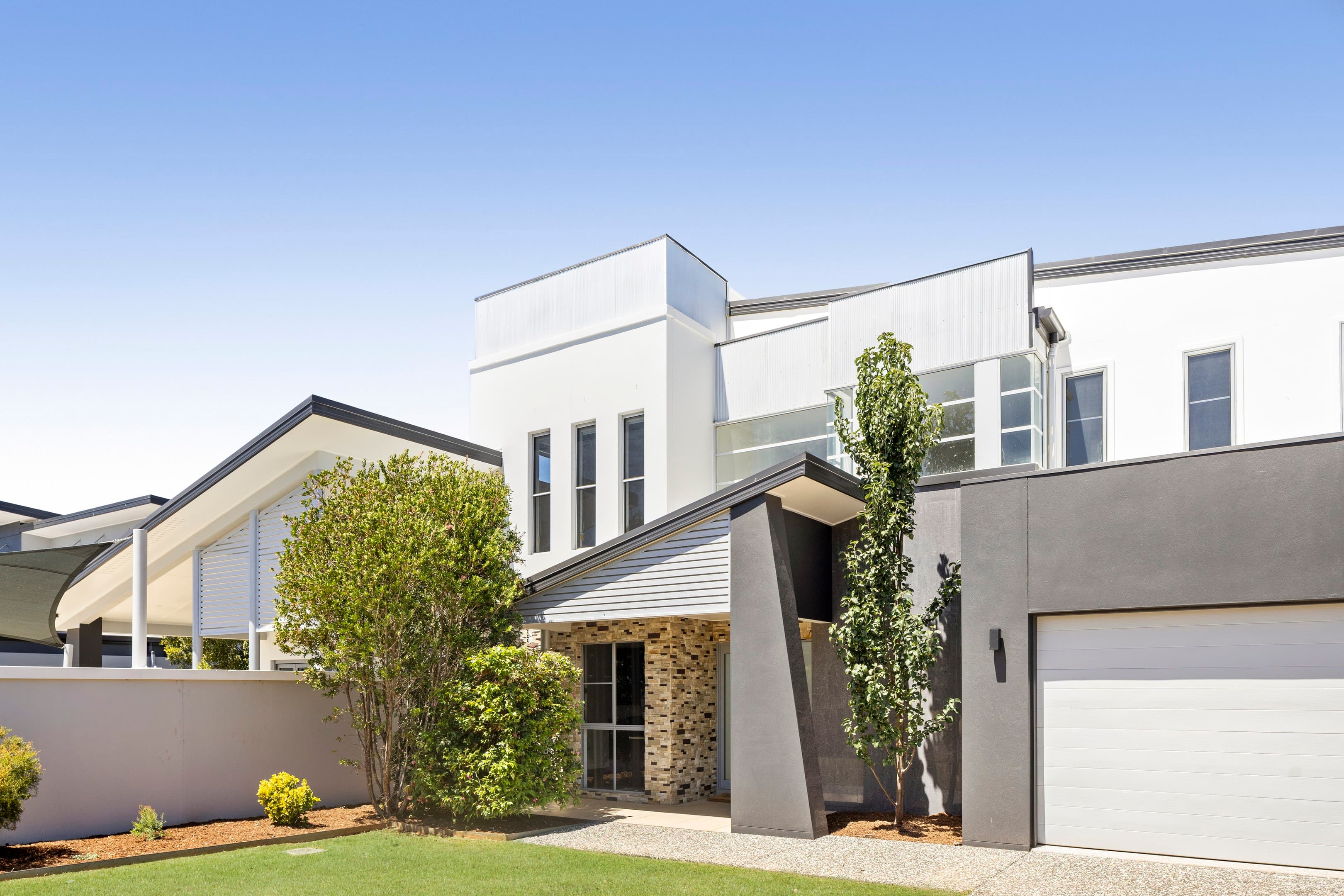 6 Paringa Close, Middle Ridge - Image 1