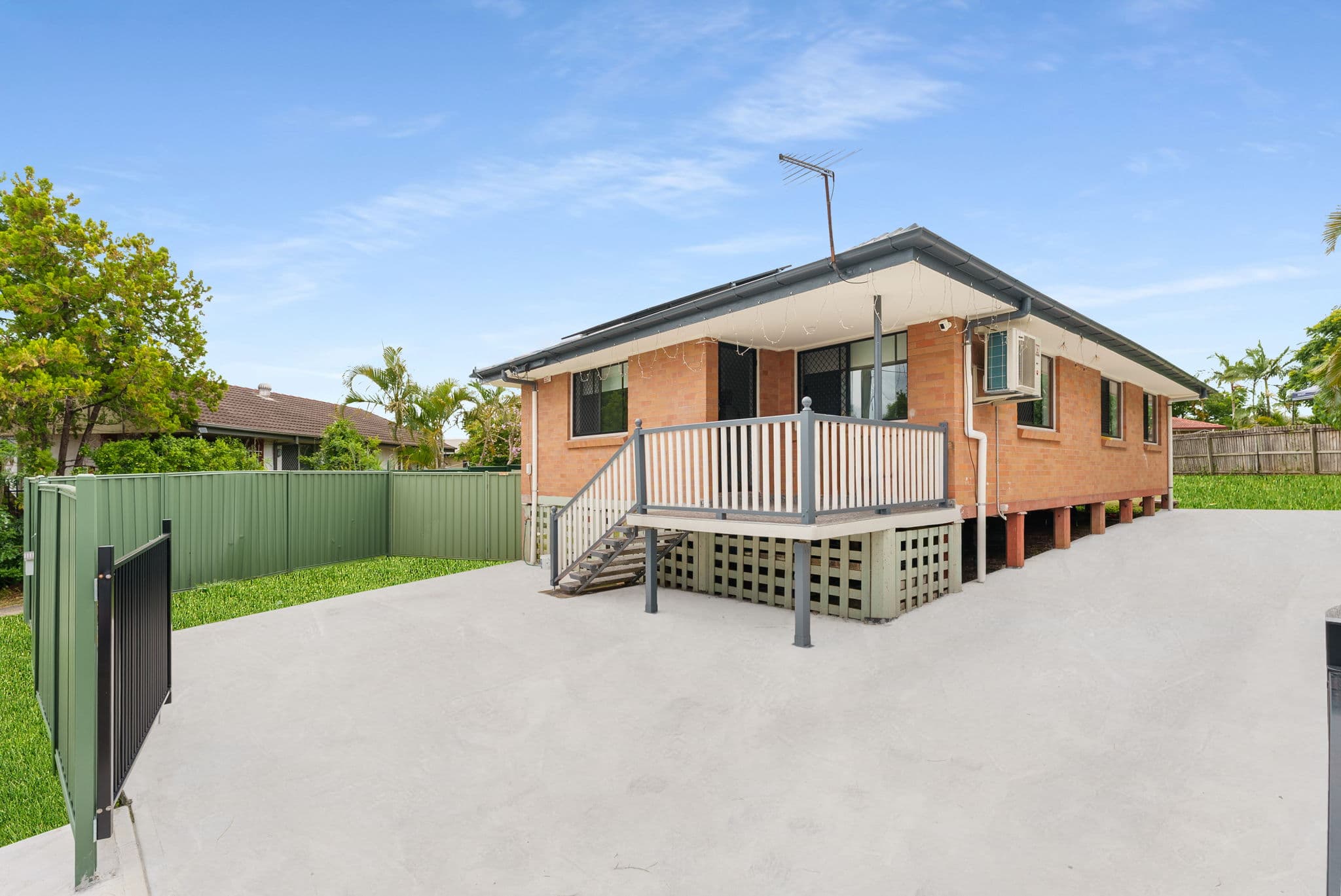 17 Opal Street, Slacks Creek, Slacks Creek — photo 1 of 5