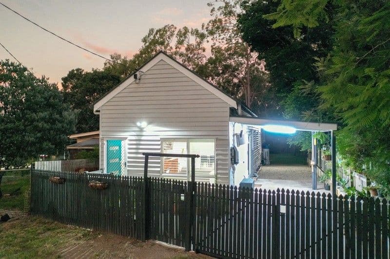 17a Station Road, Riverview — photo 1 of 5