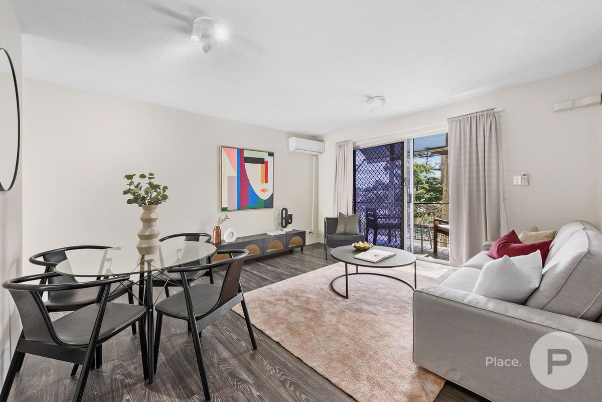 2/334 Cornwall Street, Greenslopes, Greenslopes — photo 1 of 5