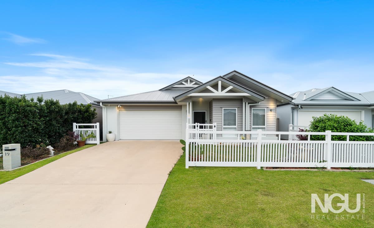19 Canter Street, Logan Reserve, Logan Reserve — photo 1 of 5