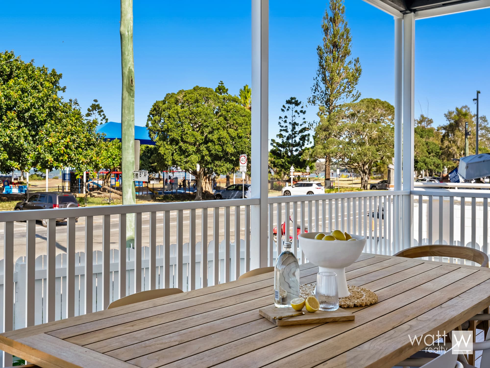 190 Flinders Parade, Sandgate — photo 1 of 5